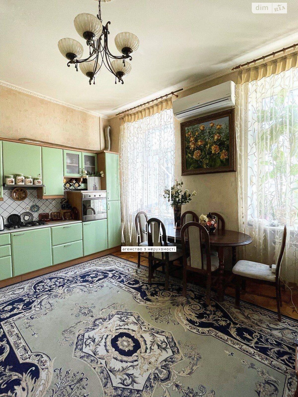 Продаж трикімнатної квартири в Києві, на вул. Еспланадна 2, район Черепанова гора фото 1 Продаж трикімнатної квартири в Києві, на вул. Еспланадна 2, район Черепанова гора фото 1