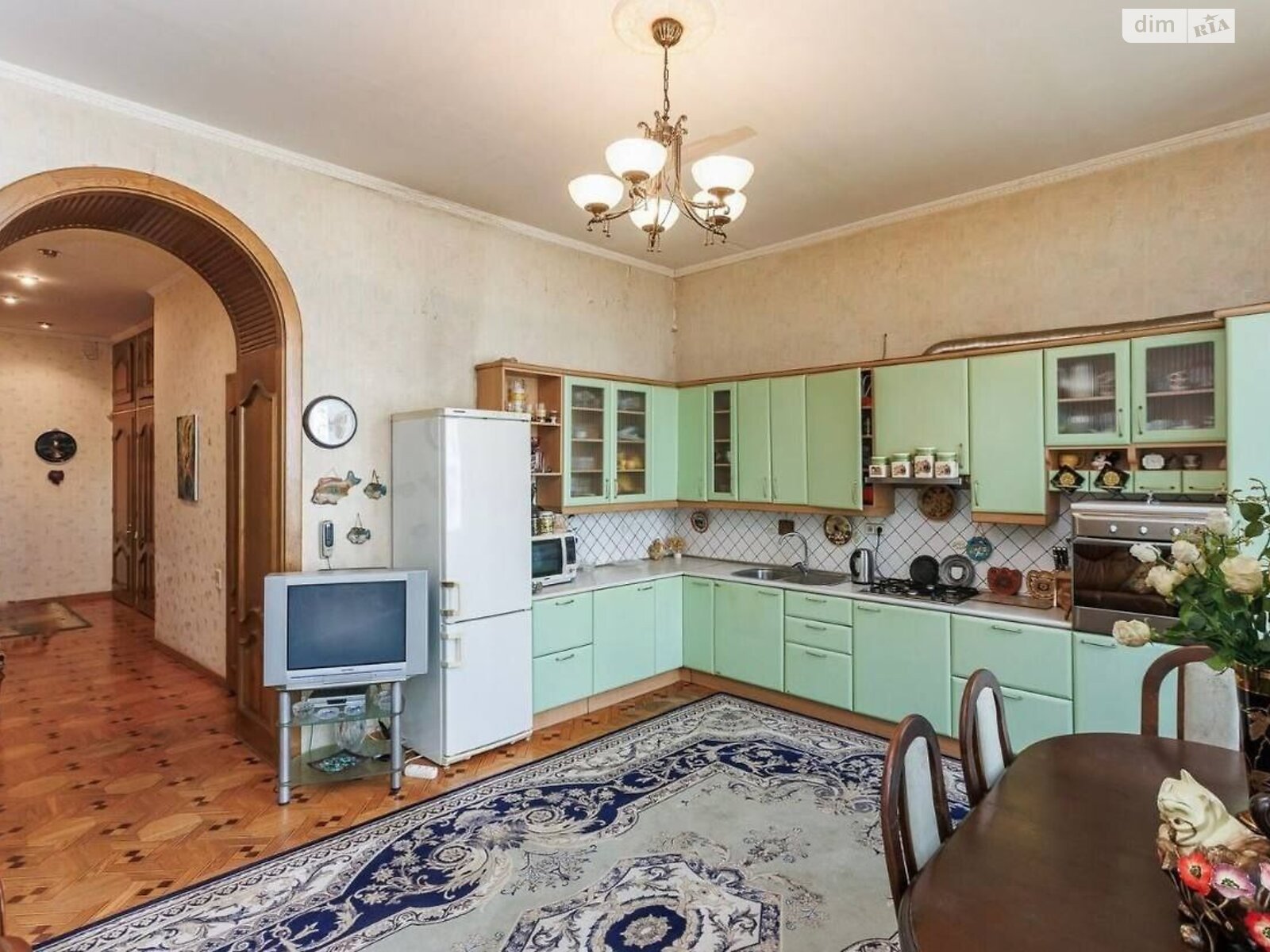Продажа трехкомнатной квартиры в Киеве, на ул. Эспланадная 2, район Черепанова гора фото 1 Продажа трехкомнатной квартиры в Киеве, на ул. Эспланадная 2, район Черепанова гора фото 1