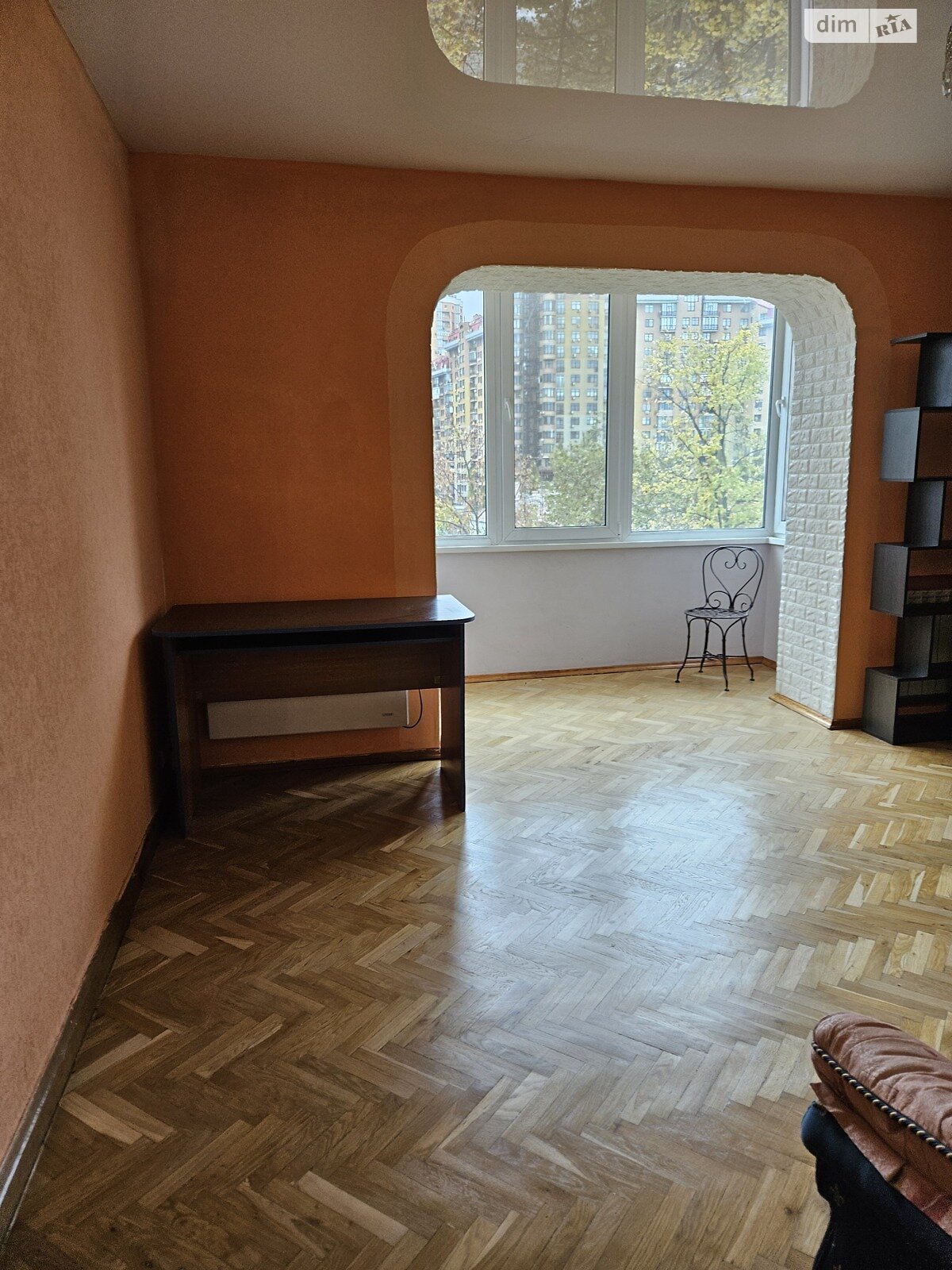 Продажа трехкомнатной квартиры в Киеве, на ул. Генерала Алмазова 14, район Рождественская фото 1 Продажа трехкомнатной квартиры в Киеве, на ул. Генерала Алмазова 14, район Рождественская фото 1