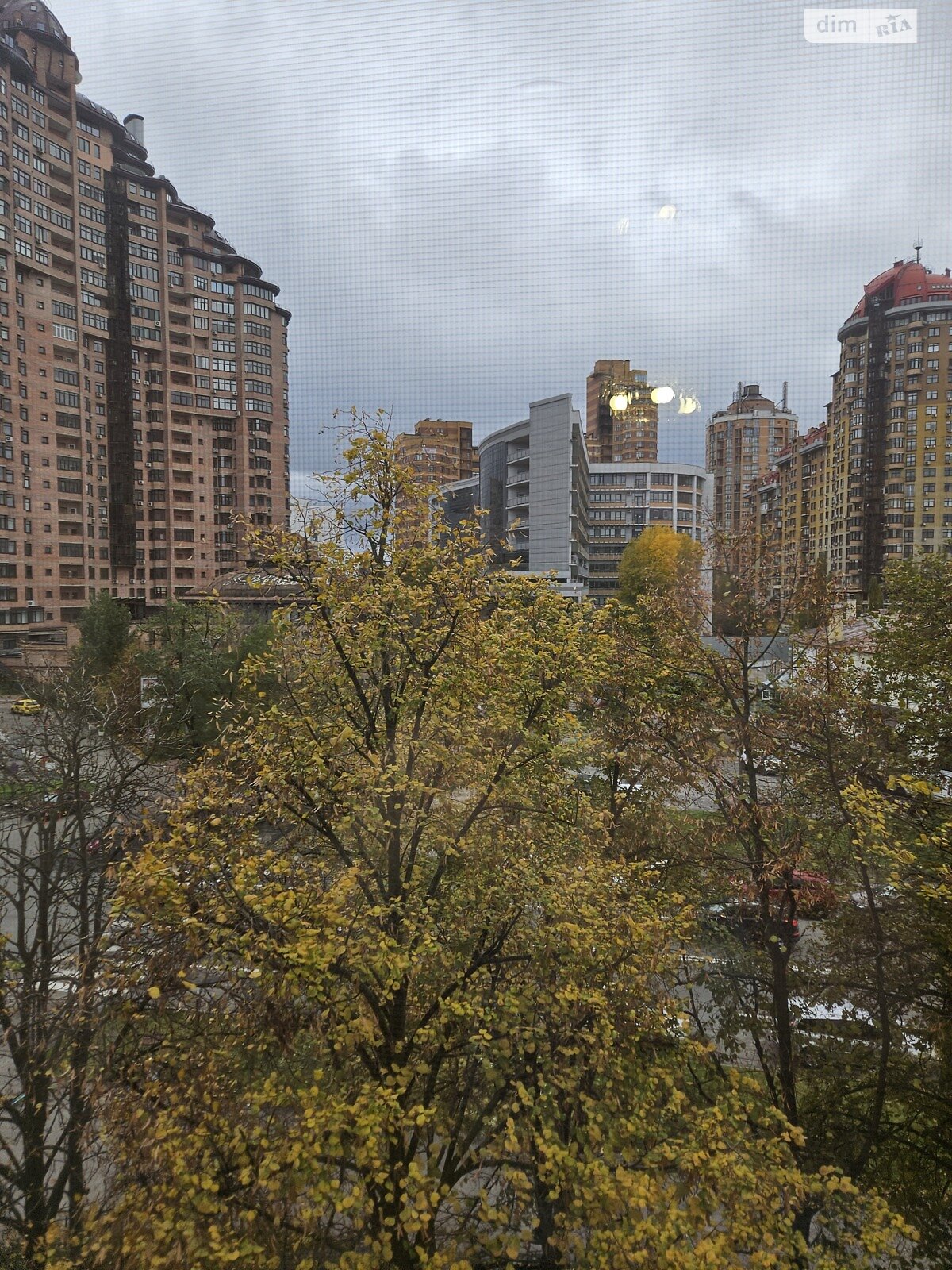 Продажа трехкомнатной квартиры в Киеве, на ул. Генерала Алмазова 14, район Рождественская фото 1 Продажа трехкомнатной квартиры в Киеве, на ул. Генерала Алмазова 14, район Рождественская фото 1