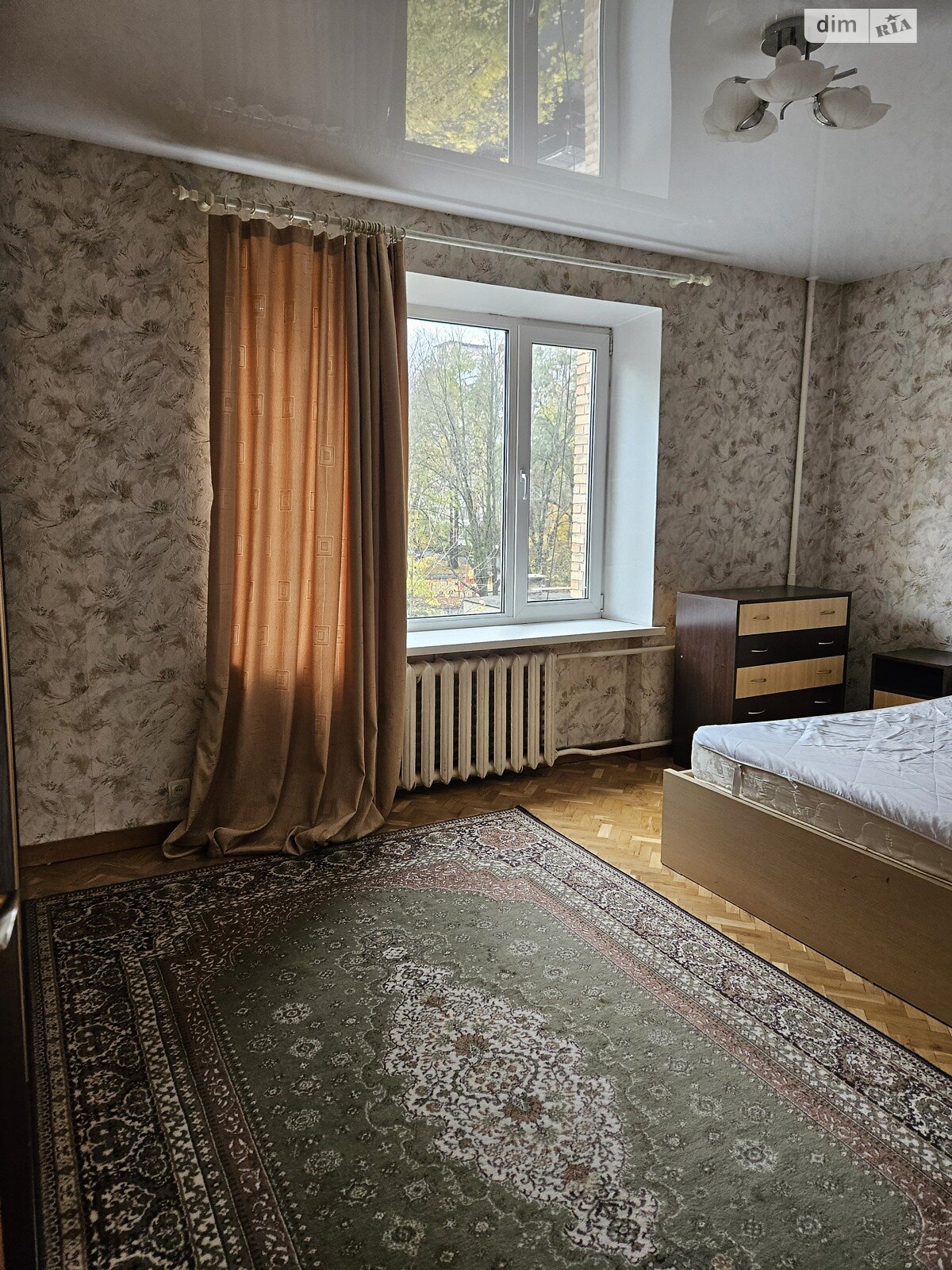 Продажа трехкомнатной квартиры в Киеве, на ул. Генерала Алмазова 14, район Рождественская фото 1 Продажа трехкомнатной квартиры в Киеве, на ул. Генерала Алмазова 14, район Рождественская фото 1