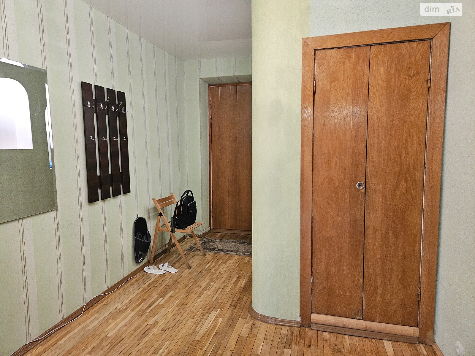 Продажа трехкомнатной квартиры в Киеве, на ул. Генерала Алмазова 14, район Рождественская фото 1 Продажа трехкомнатной квартиры в Киеве, на ул. Генерала Алмазова 14, район Рождественская фото 1