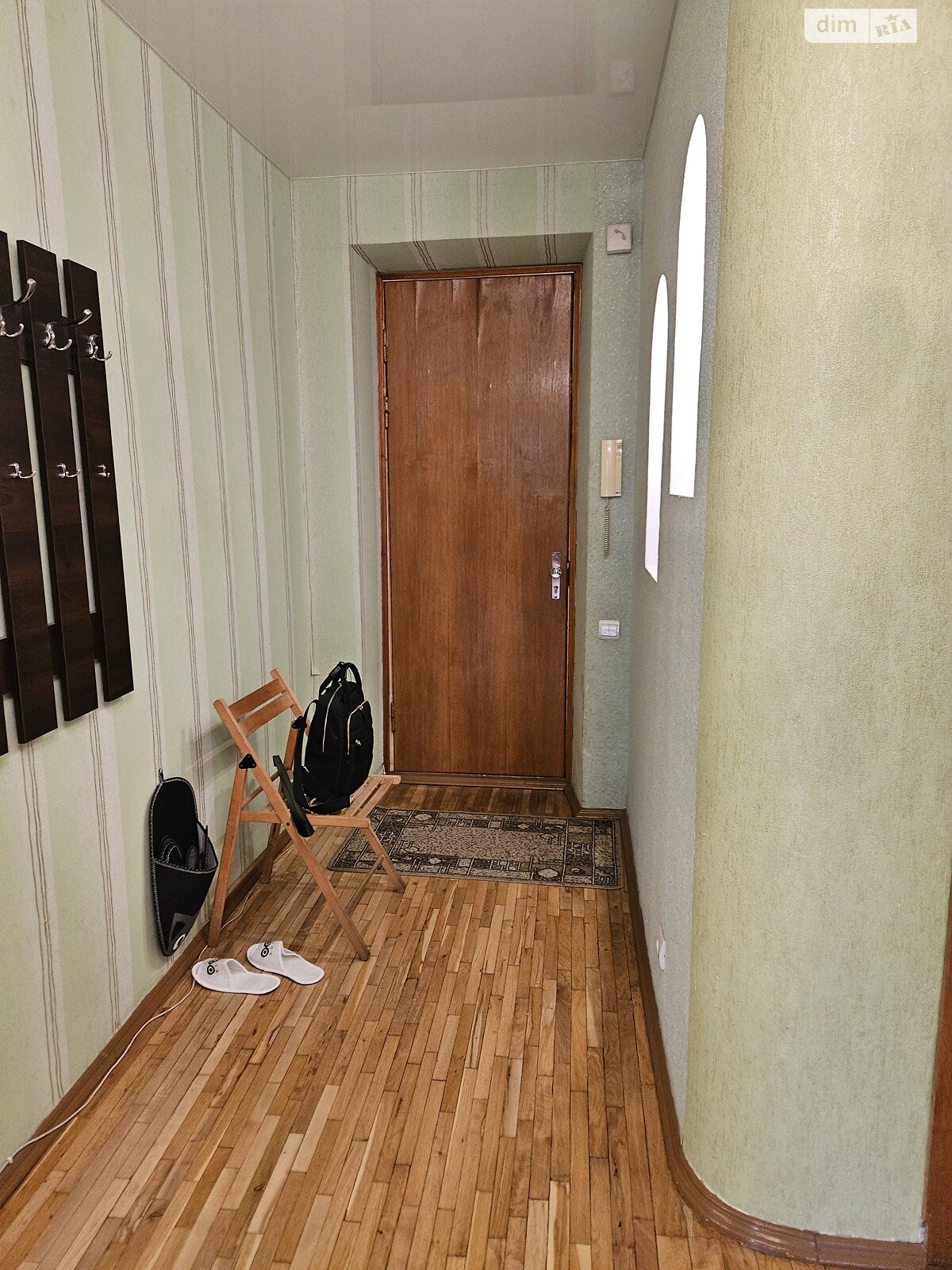 Продажа трехкомнатной квартиры в Киеве, на ул. Генерала Алмазова 14, район Рождественская фото 1 Продажа трехкомнатной квартиры в Киеве, на ул. Генерала Алмазова 14, район Рождественская фото 1