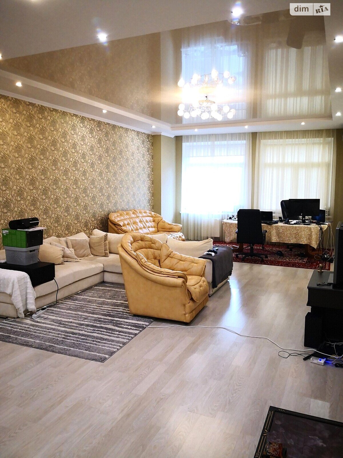 Продажа трехкомнатной квартиры в Киеве, на ул. Коновальца Евгения 36В, район Черепанова гора фото 1