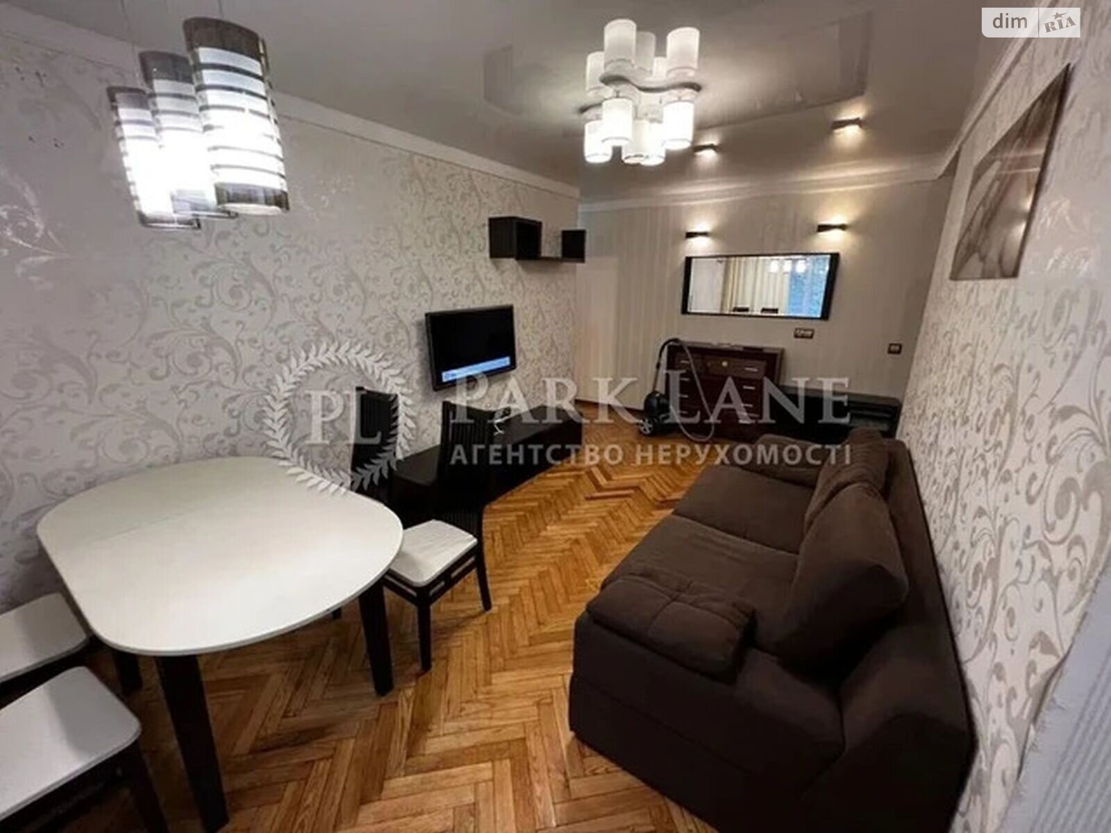 Продажа трехкомнатной квартиры в Киеве, на ул. Коновальца Евгения 29А, район Черепанова гора фото 1 Продажа трехкомнатной квартиры в Киеве, на ул. Коновальца Евгения 29А, район Черепанова гора фото 1