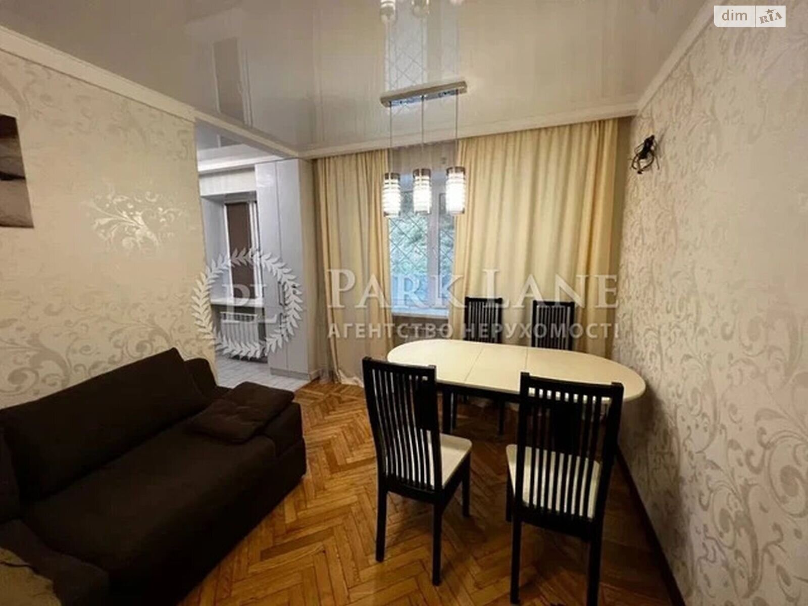 Продажа трехкомнатной квартиры в Киеве, на ул. Коновальца Евгения 29А, район Черепанова гора фото 1 Продажа трехкомнатной квартиры в Киеве, на ул. Коновальца Евгения 29А, район Черепанова гора фото 1