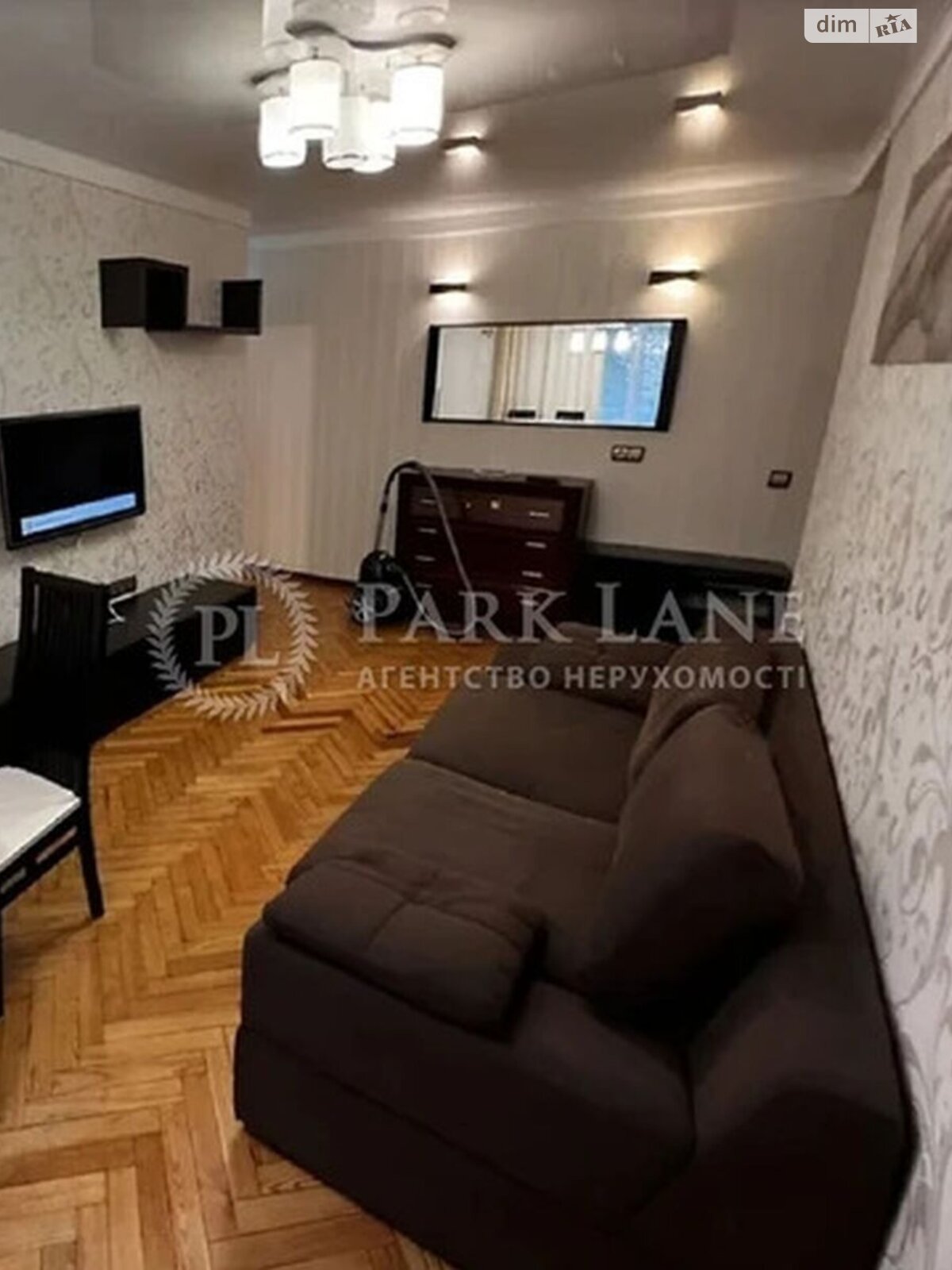 Продажа трехкомнатной квартиры в Киеве, на ул. Коновальца Евгения 29А, район Черепанова гора фото 1 Продажа трехкомнатной квартиры в Киеве, на ул. Коновальца Евгения 29А, район Черепанова гора фото 1