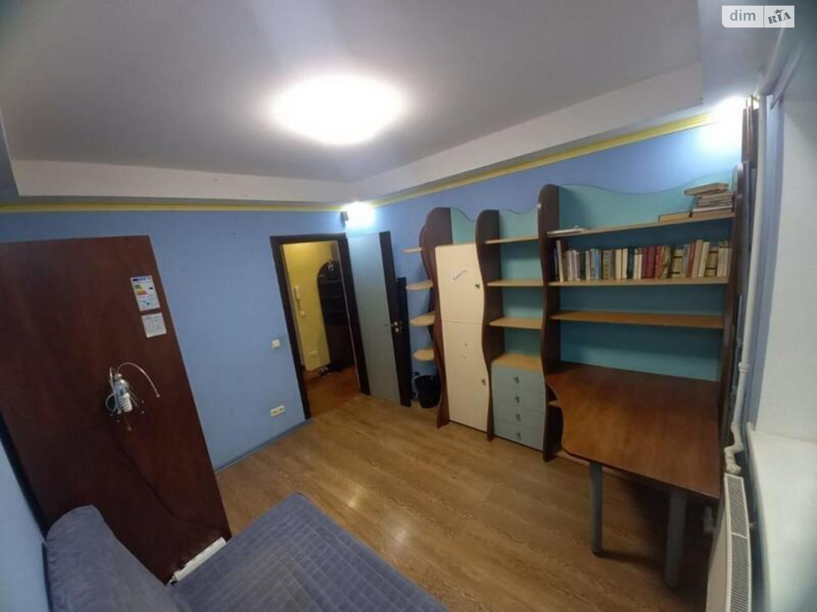 Продажа трехкомнатной квартиры в Киеве, на ул. Коновальца Евгения 35, район Черепанова гора фото 1 Продажа трехкомнатной квартиры в Киеве, на ул. Коновальца Евгения 35, район Черепанова гора фото 1
