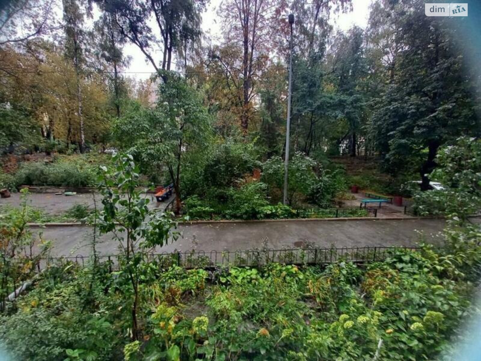 Продажа трехкомнатной квартиры в Киеве, на ул. Коновальца Евгения 35, район Черепанова гора фото 1 Продажа трехкомнатной квартиры в Киеве, на ул. Коновальца Евгения 35, район Черепанова гора фото 1
