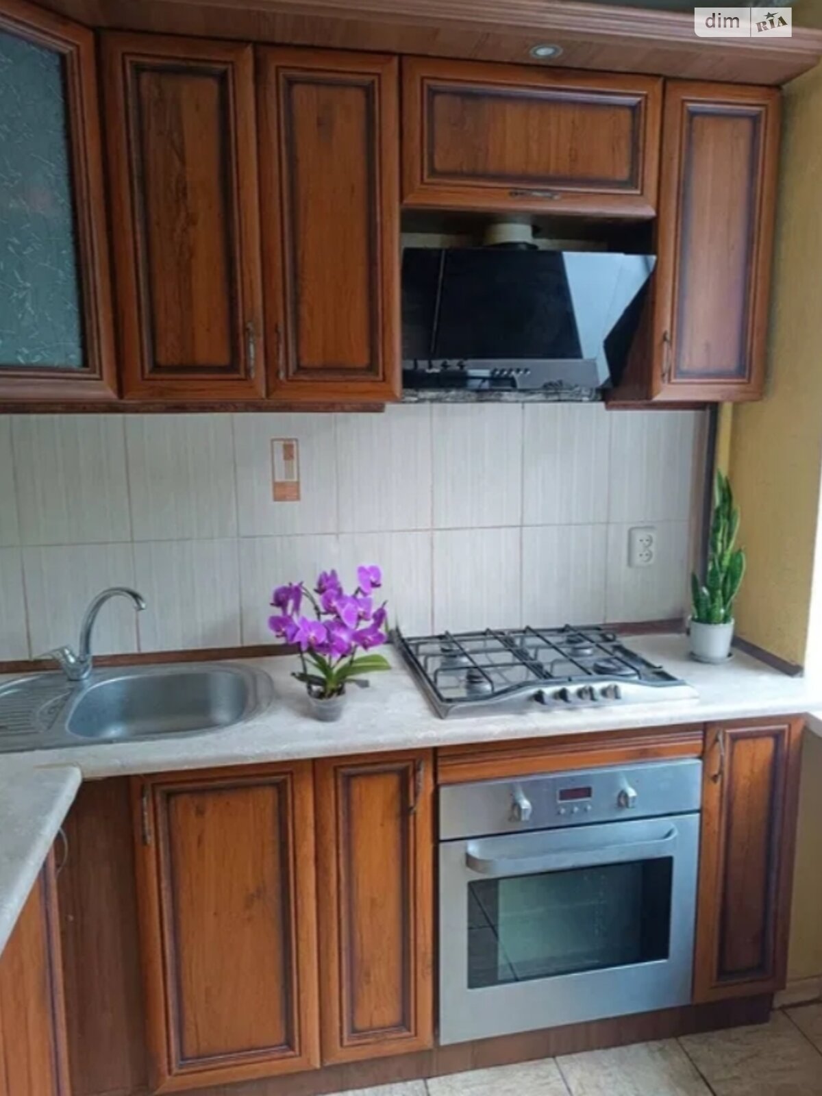 Продаж двокімнатної квартири в Києві, на вул. Коновальця Євгена 15/3, район Черепанова гора фото 1 Продаж двокімнатної квартири в Києві, на вул. Коновальця Євгена 15/3, район Черепанова гора фото 1