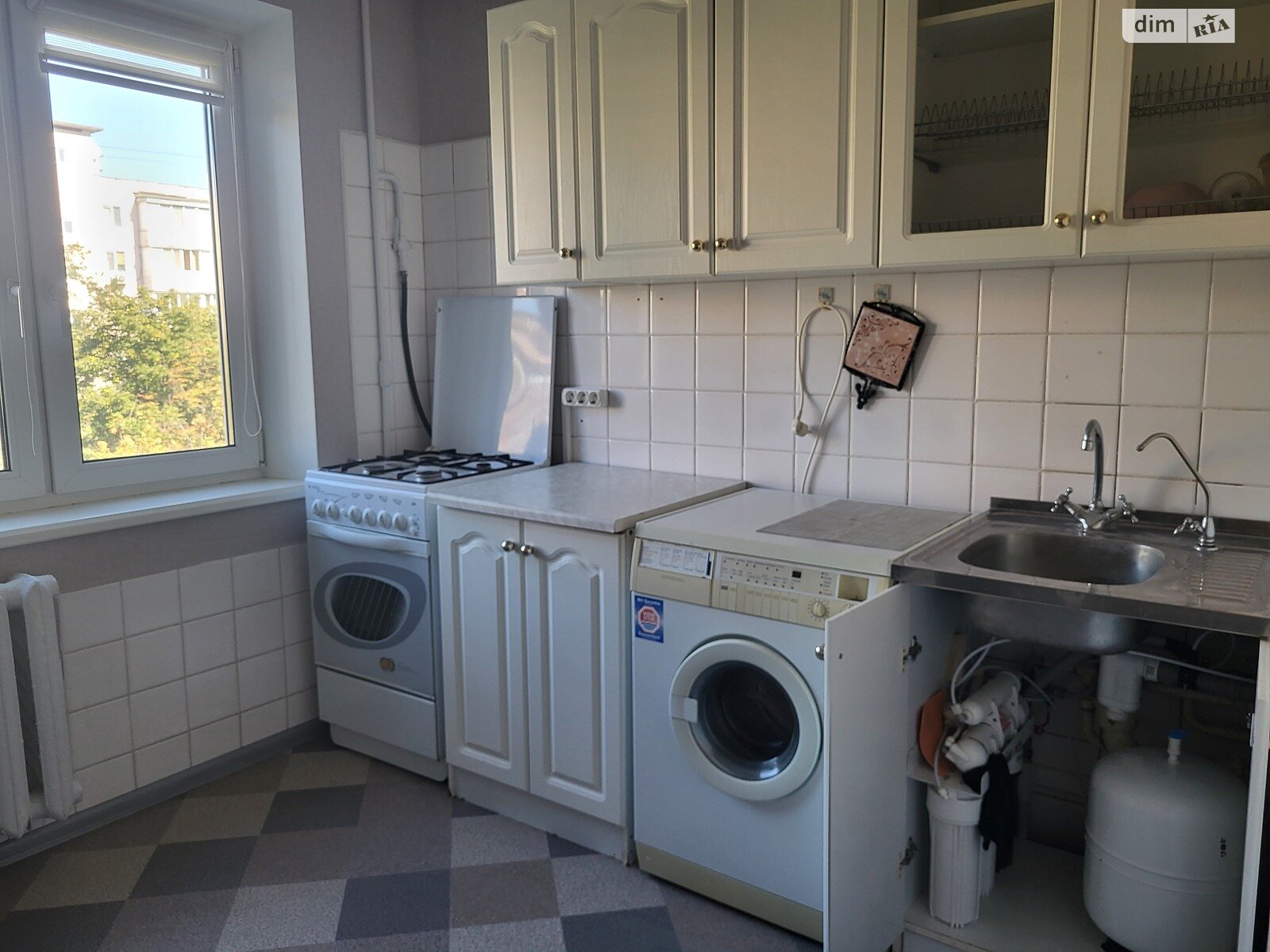 Продажа двухкомнатной квартиры в Киеве, на ул. Коновальца Евгения 37, район Рождественская фото 1 Продажа двухкомнатной квартиры в Киеве, на ул. Коновальца Евгения 37, район Рождественская фото 1