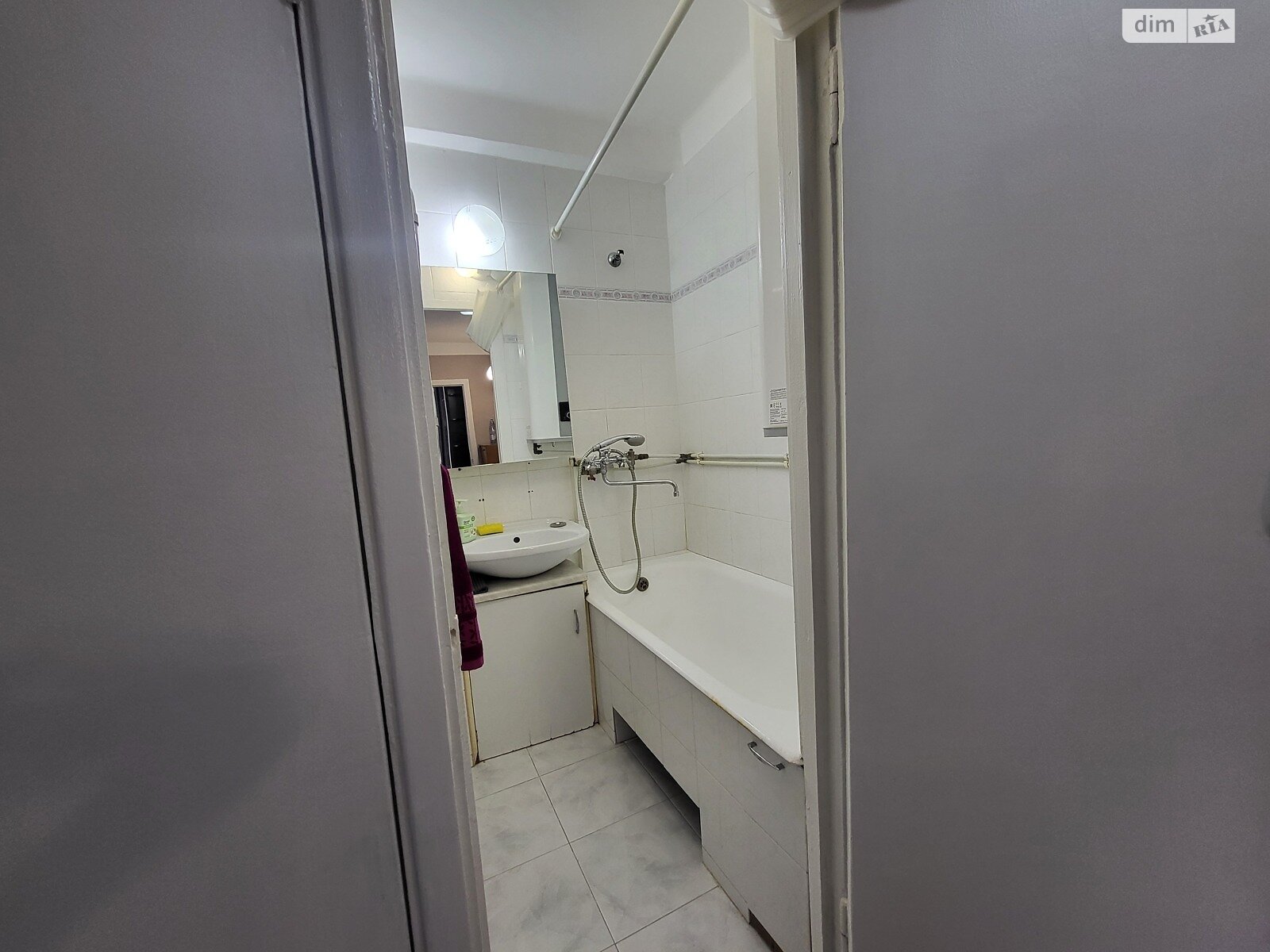 Продажа двухкомнатной квартиры в Киеве, на ул. Коновальца Евгения 37, район Рождественская фото 1 Продажа двухкомнатной квартиры в Киеве, на ул. Коновальца Евгения 37, район Рождественская фото 1