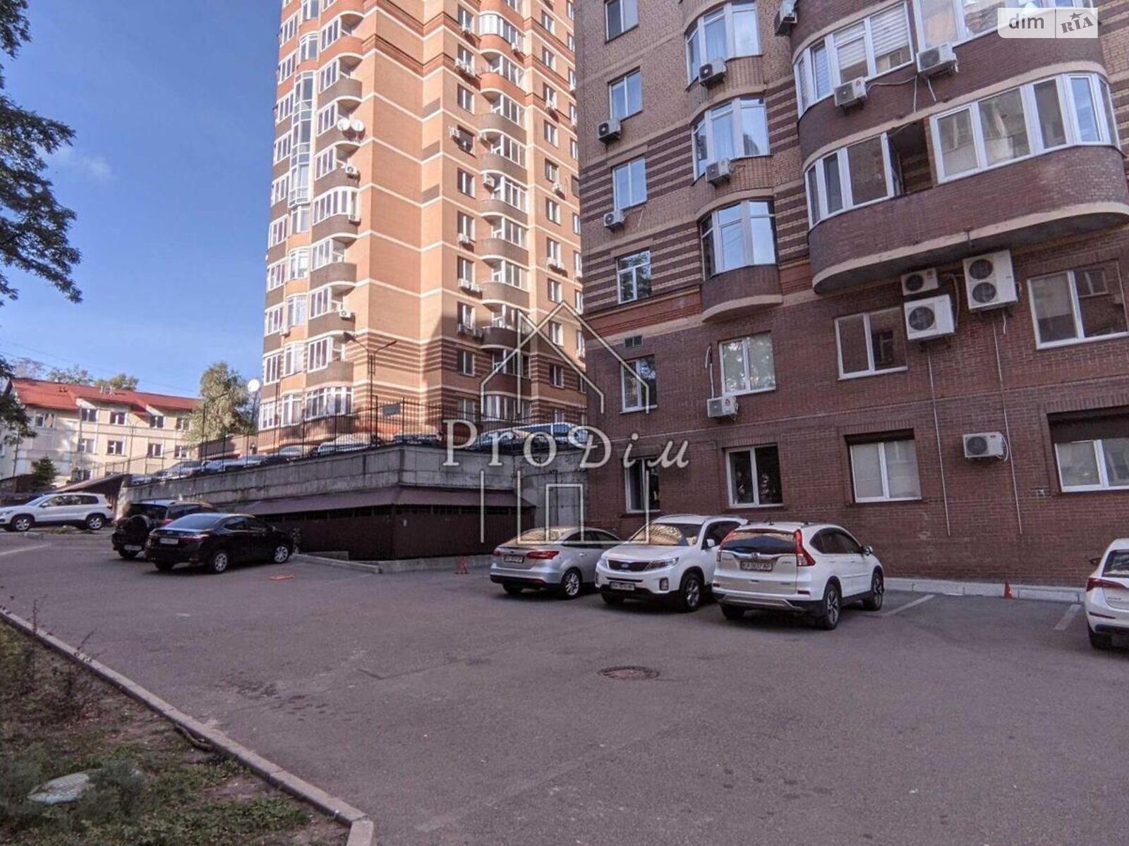 Продаж двокімнатної квартири в Києві, на пров. Лабораторний 4, район Черепанова гора фото 1 Продаж двокімнатної квартири в Києві, на пров. Лабораторний 4, район Черепанова гора фото 1