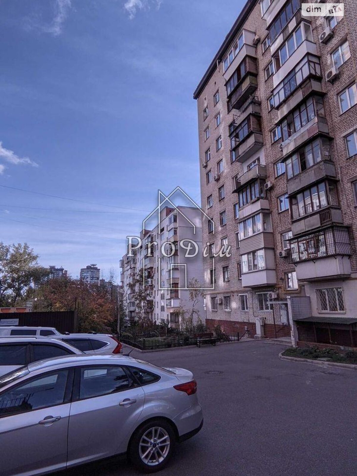 Продаж двокімнатної квартири в Києві, на пров. Лабораторний 4, район Черепанова гора фото 1 Продаж двокімнатної квартири в Києві, на пров. Лабораторний 4, район Черепанова гора фото 1