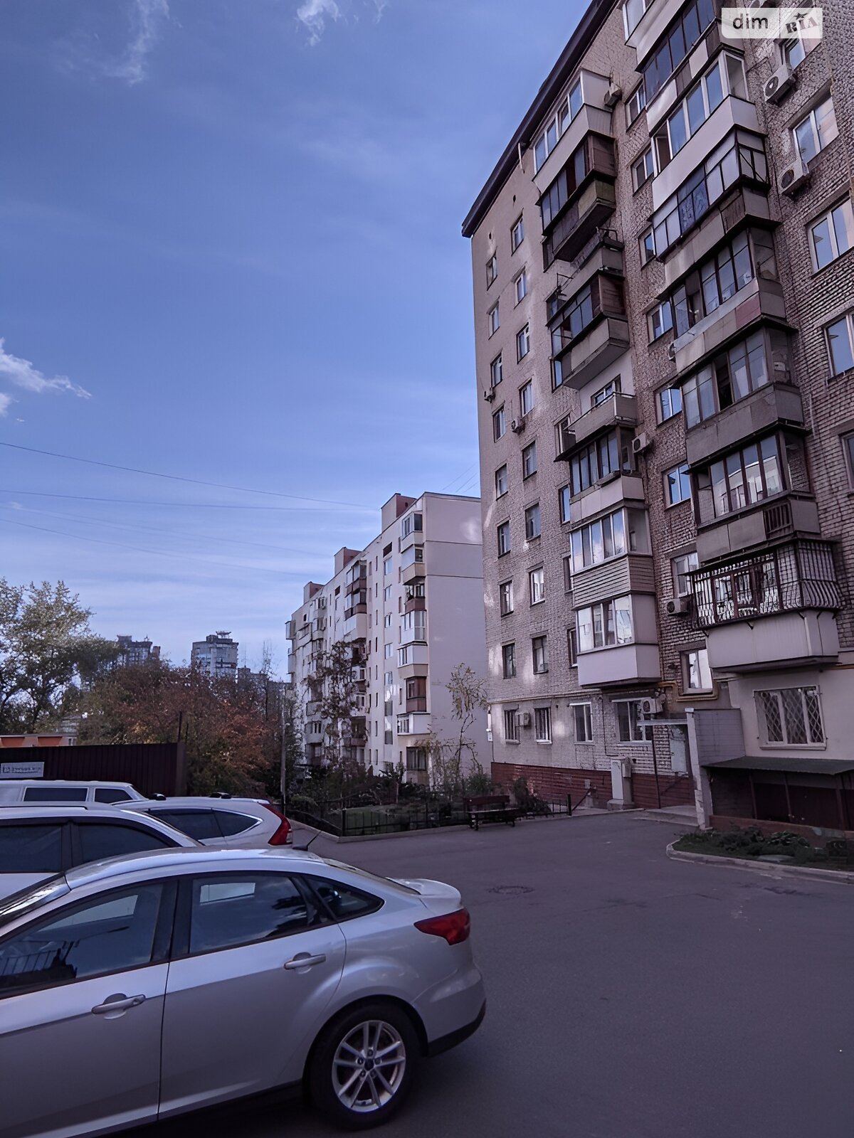 Продажа двухкомнатной квартиры в Киеве, на пер. Лабораторный 4, район Черепанова гора фото 1 Продажа двухкомнатной квартиры в Киеве, на пер. Лабораторный 4, район Черепанова гора фото 1