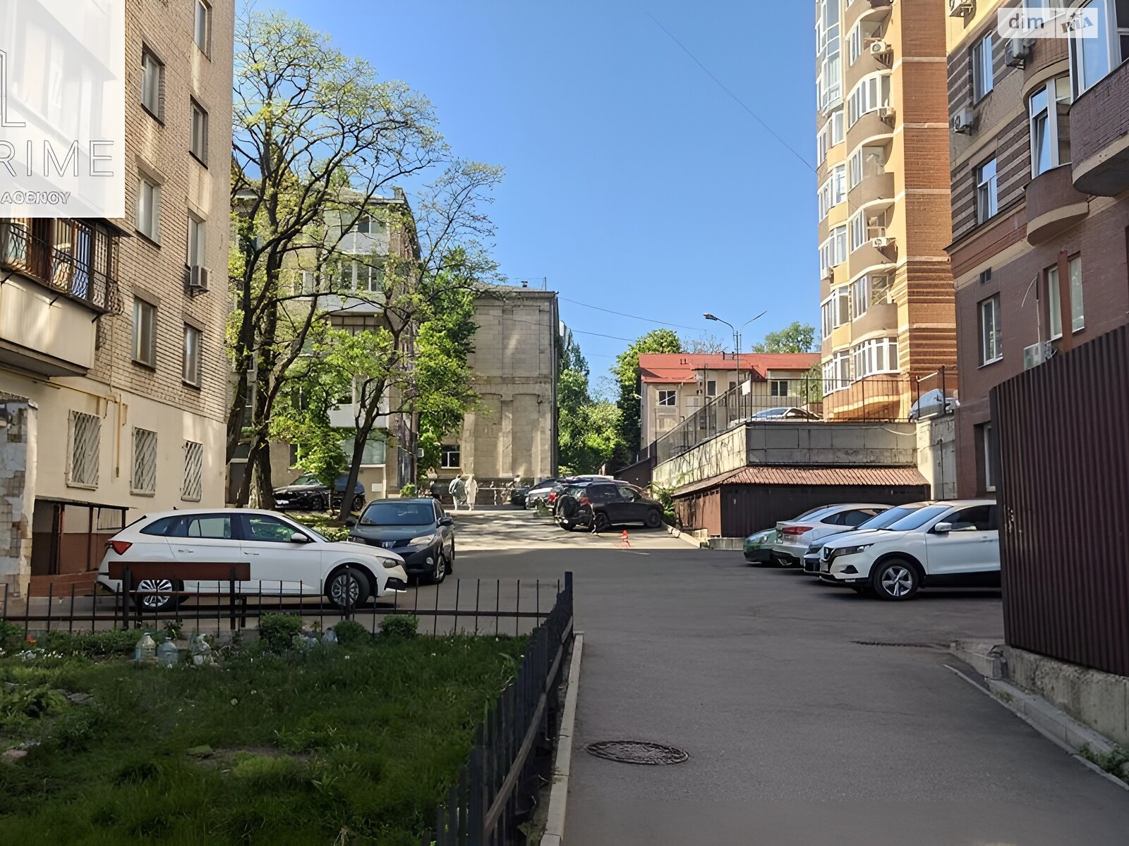 Продаж двокімнатної квартири в Києві, на пров. Лабораторний 4, район Черепанова гора фото 1 Продаж двокімнатної квартири в Києві, на пров. Лабораторний 4, район Черепанова гора фото 1