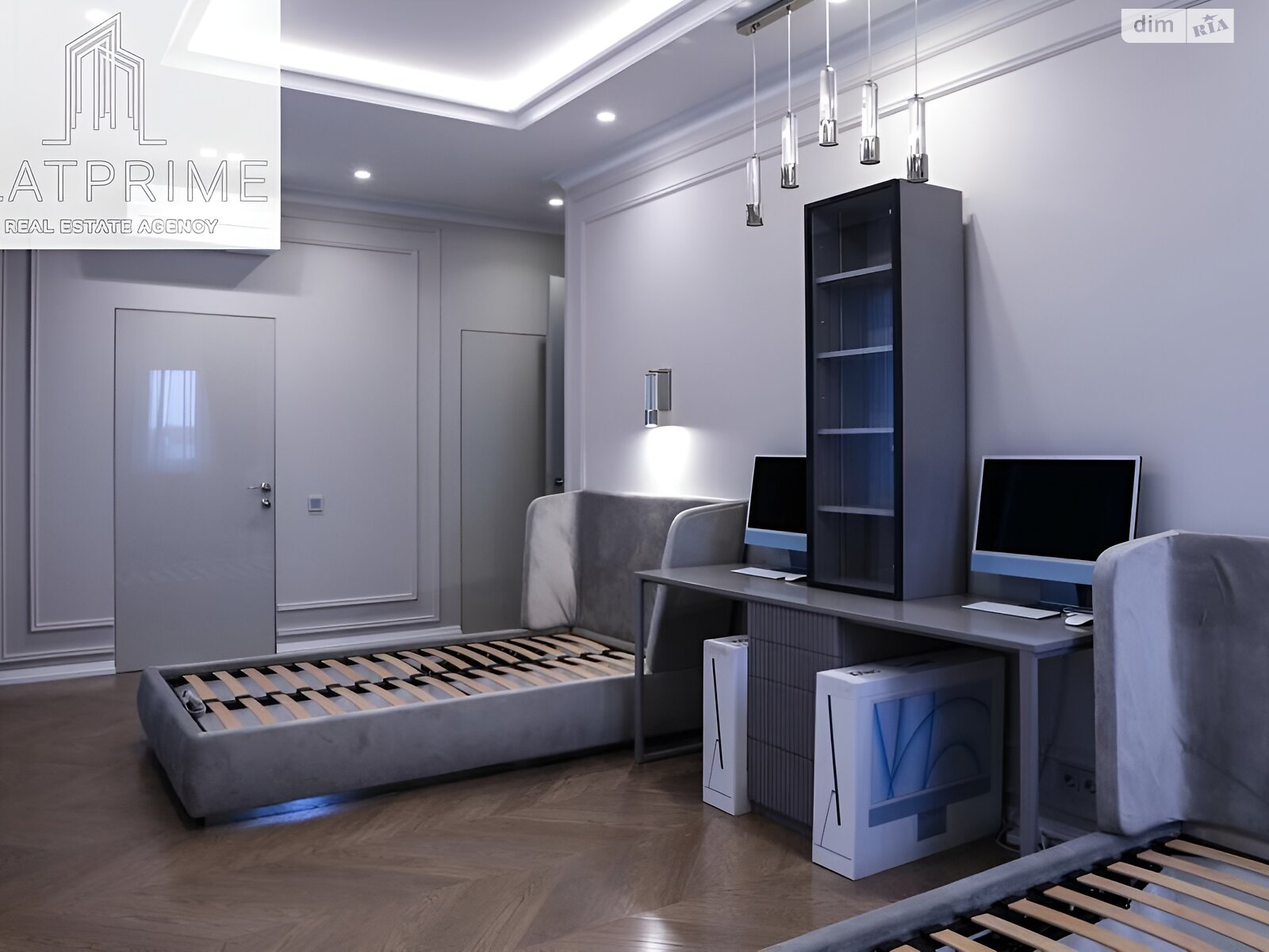 Продажа трехкомнатной квартиры в Киеве, на пер. Лабораторный 7, район Черепанова гора фото 1 Продажа трехкомнатной квартиры в Киеве, на пер. Лабораторный 7, район Черепанова гора фото 1