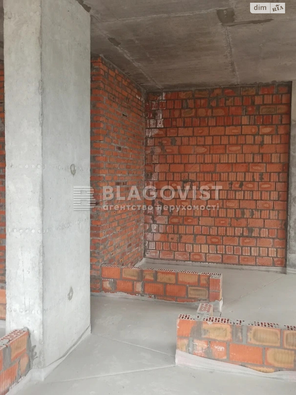 Продажа трехкомнатной квартиры в Киеве, на пер. Лабораторный 7, район Черепанова гора фото 1 Продажа трехкомнатной квартиры в Киеве, на пер. Лабораторный 7, район Черепанова гора фото 1