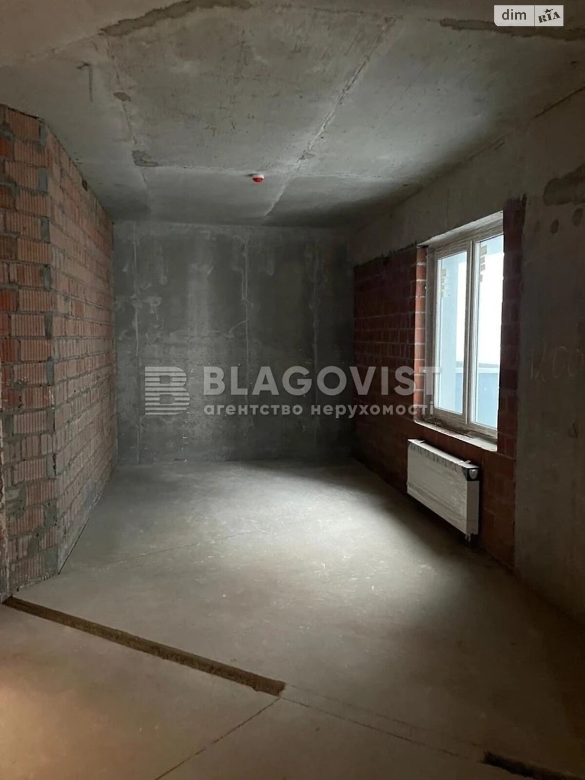 Продажа трехкомнатной квартиры в Киеве, на пер. Лабораторный 7, район Черепанова гора фото 1 Продажа трехкомнатной квартиры в Киеве, на пер. Лабораторный 7, район Черепанова гора фото 1