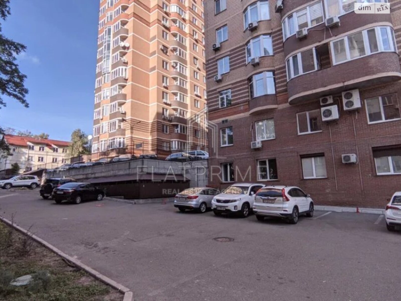 Продаж двокімнатної квартири в Києві, на пров. Лабораторний 4, район Черепанова гора фото 1 Продаж двокімнатної квартири в Києві, на пров. Лабораторний 4, район Черепанова гора фото 1