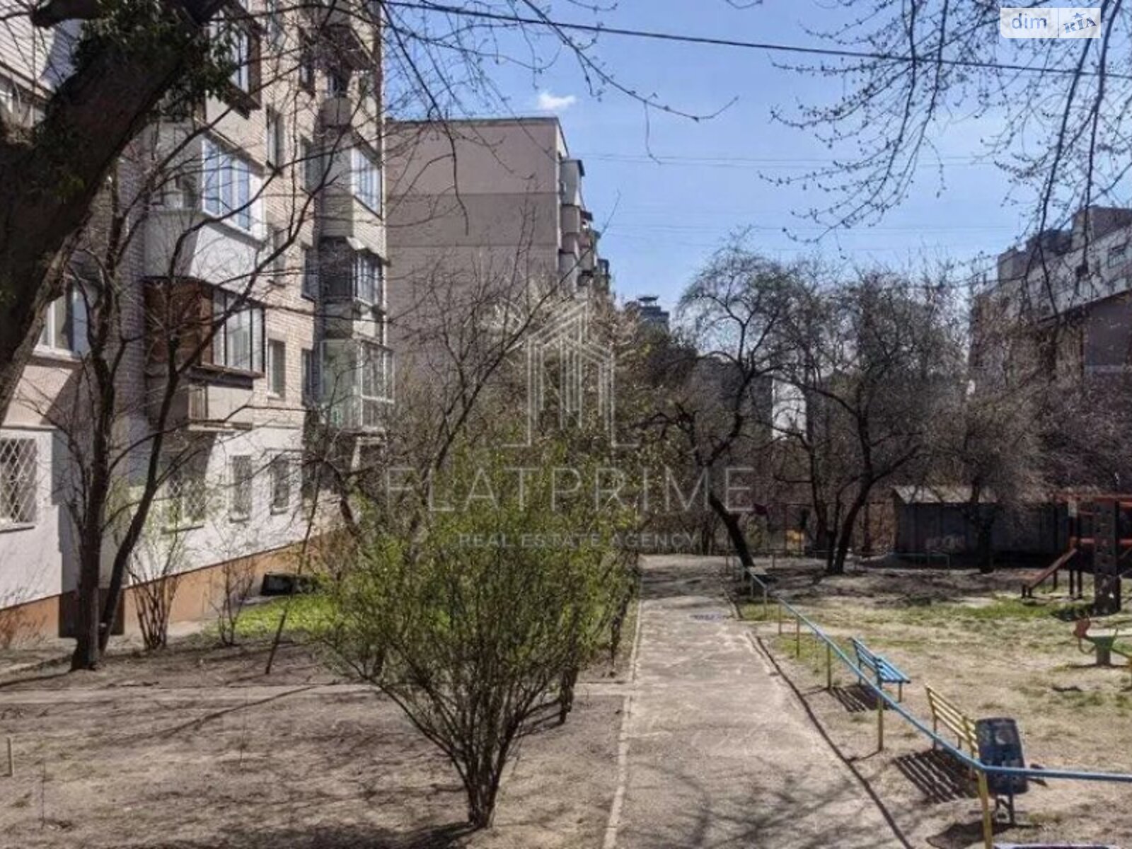 Продаж двокімнатної квартири в Києві, на пров. Лабораторний 4, район Черепанова гора фото 1 Продаж двокімнатної квартири в Києві, на пров. Лабораторний 4, район Черепанова гора фото 1