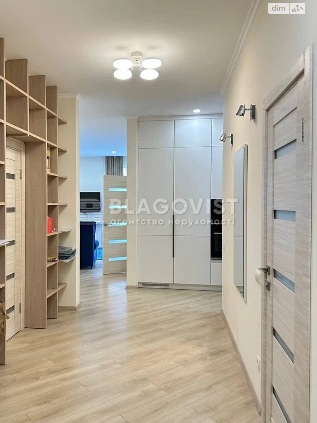 Продаж двокімнатної квартири в Києві, на пров. Лабораторний 7, район Черепанова гора фото 1 Продаж двокімнатної квартири в Києві, на пров. Лабораторний 7, район Черепанова гора фото 1