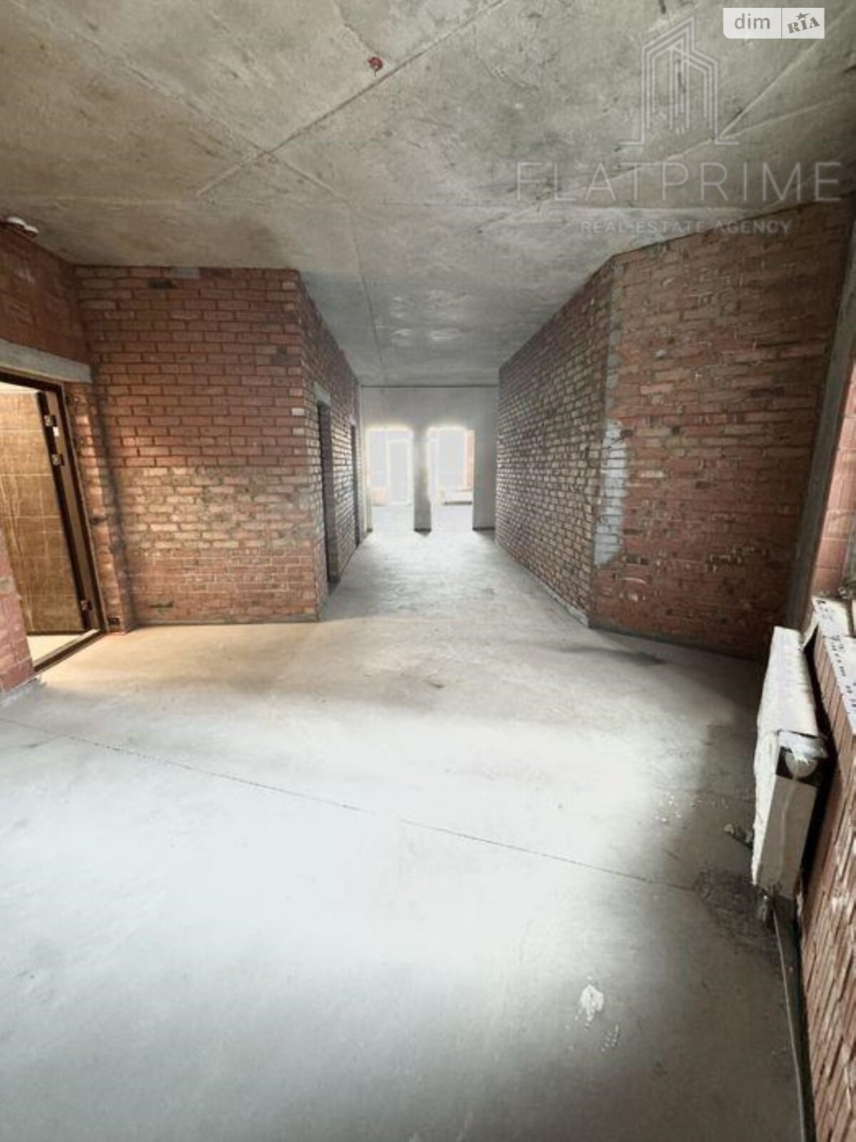 Продажа двухкомнатной квартиры в Киеве, на пер. Лабораторный 7, район Рождественская фото 1