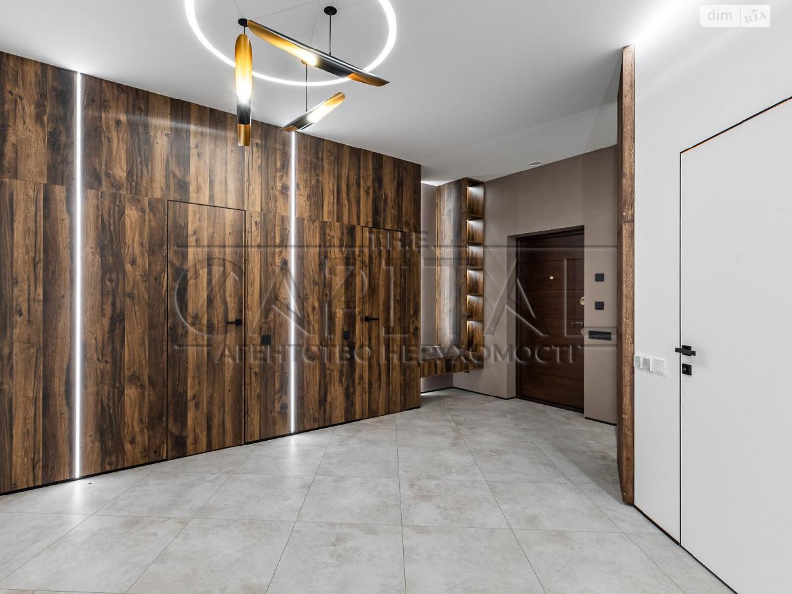 Продажа трехкомнатной квартиры в Киеве, на пер. Лабораторный 7, район Черепанова гора фото 1