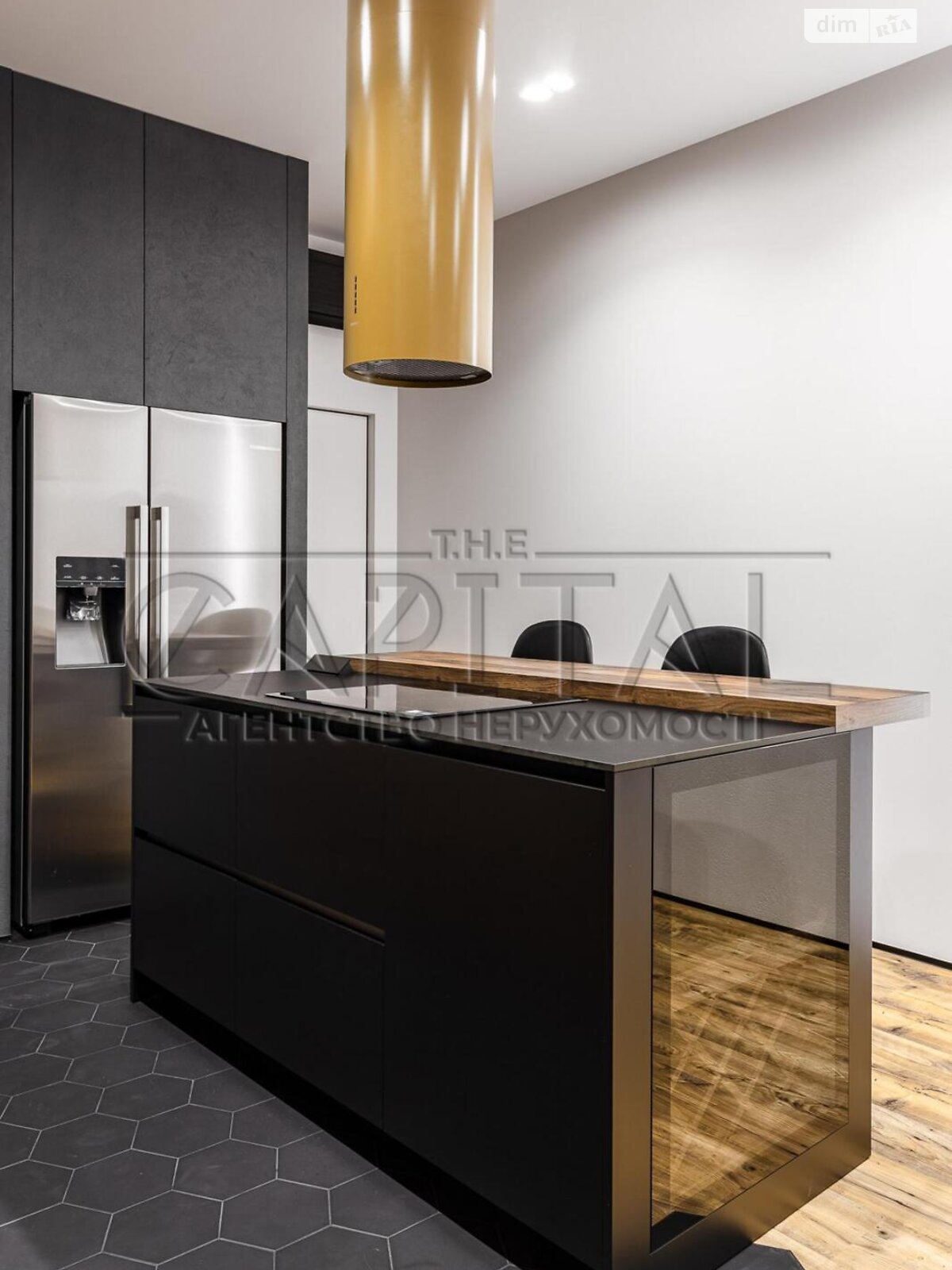 Продажа трехкомнатной квартиры в Киеве, на пер. Лабораторный 7, район Черепанова гора фото 1