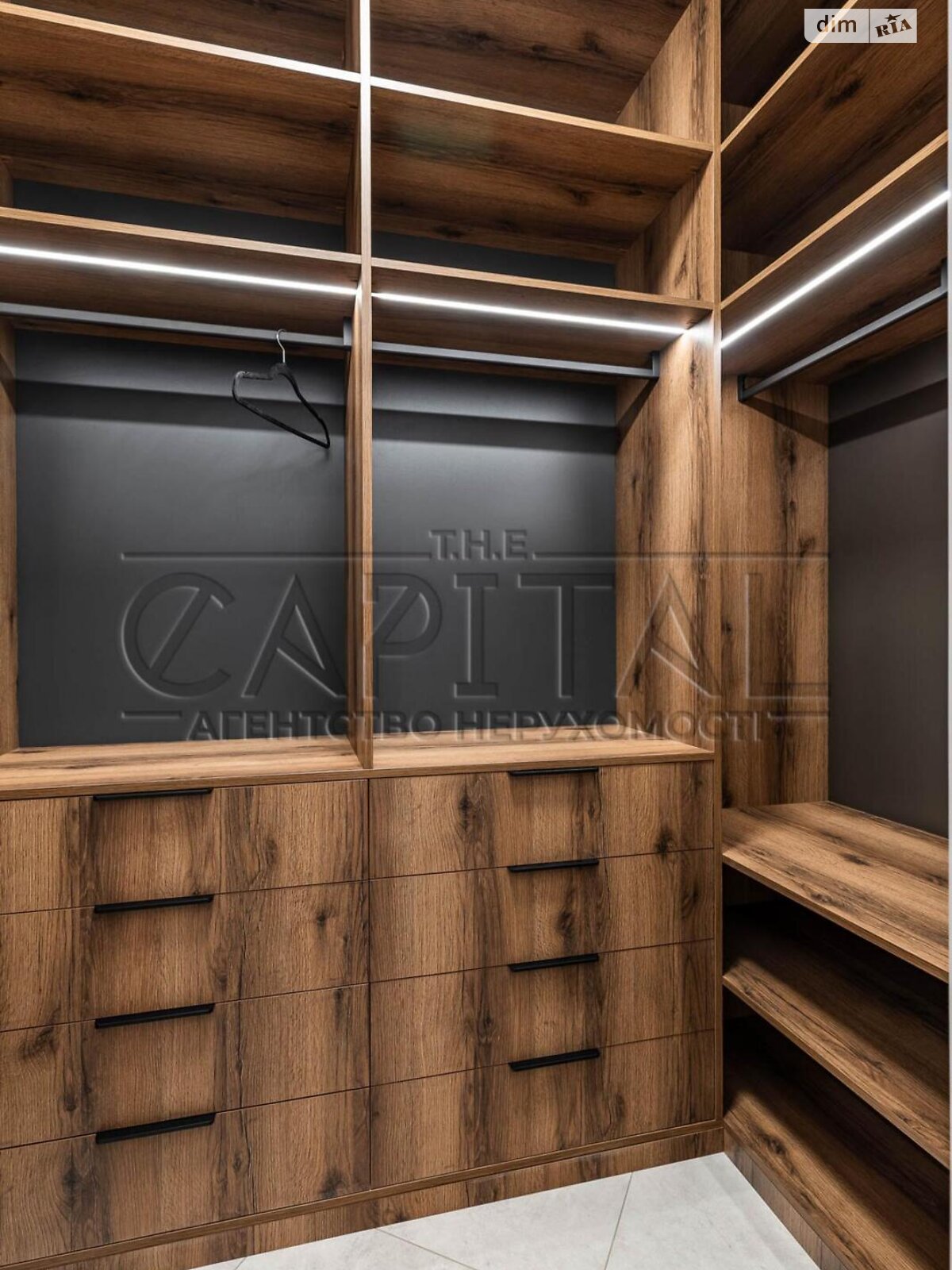 Продажа трехкомнатной квартиры в Киеве, на пер. Лабораторный 7, район Черепанова гора фото 1