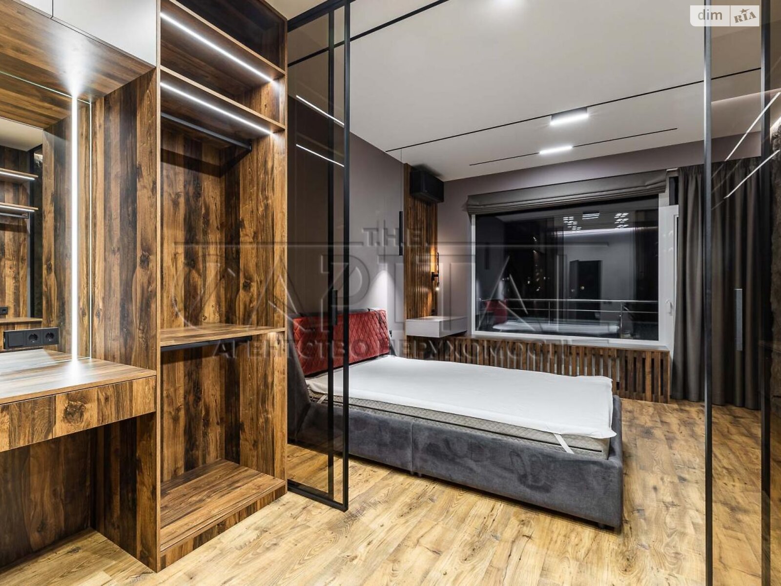 Продажа трехкомнатной квартиры в Киеве, на пер. Лабораторный 7, район Черепанова гора фото 1