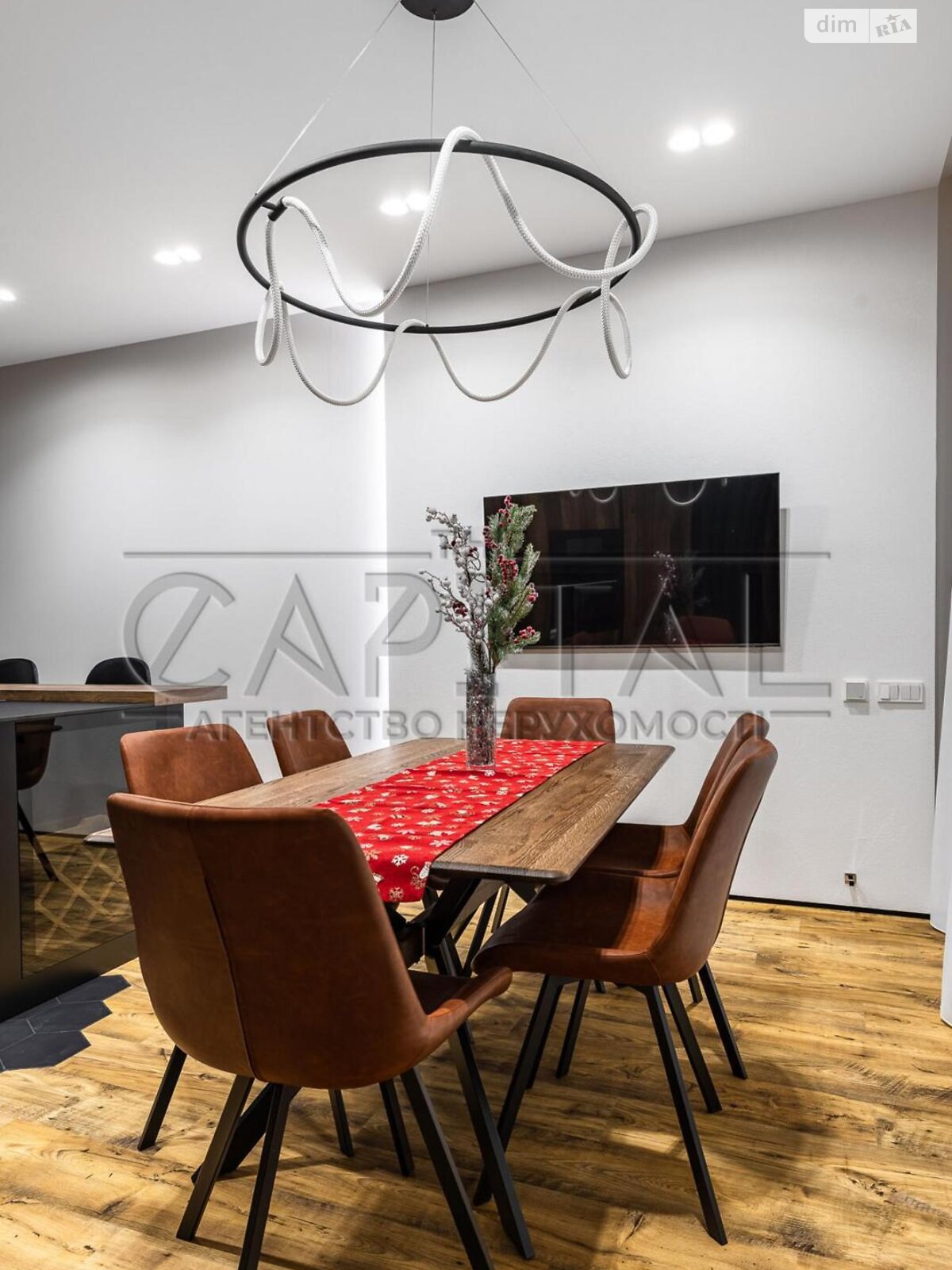 Продажа трехкомнатной квартиры в Киеве, на пер. Лабораторный 7, район Черепанова гора фото 1