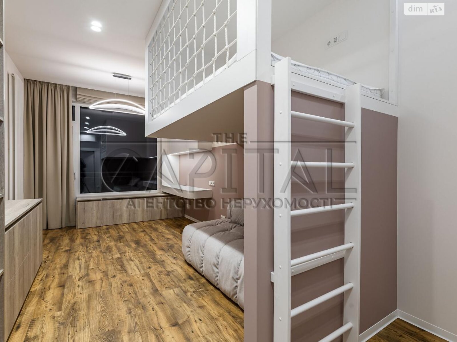 Продажа трехкомнатной квартиры в Киеве, на пер. Лабораторный 7, район Черепанова гора фото 1