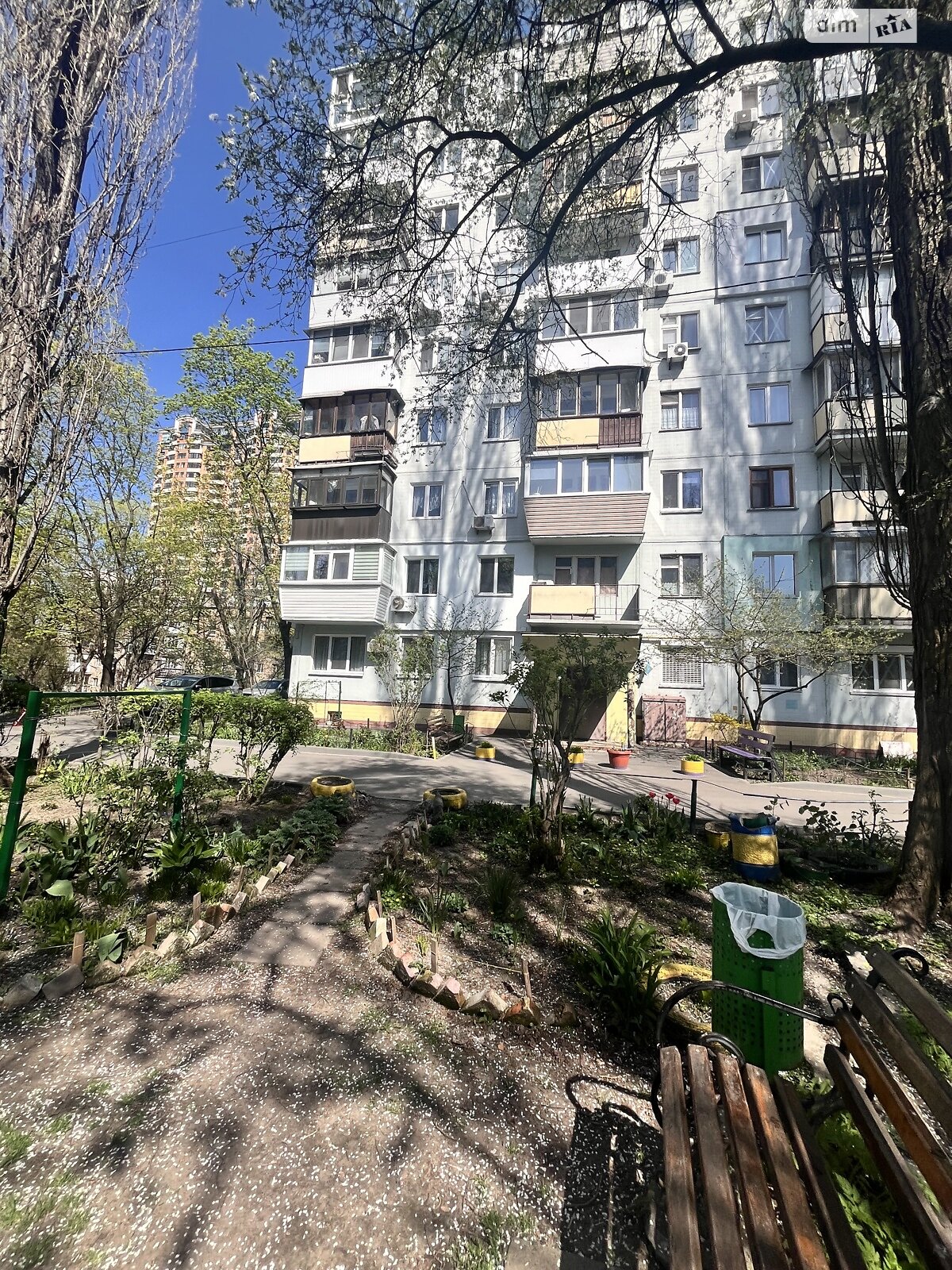 Продажа однокомнатной квартиры в Киеве, на бул. Леси Украинки 16А, район Печерский фото 1