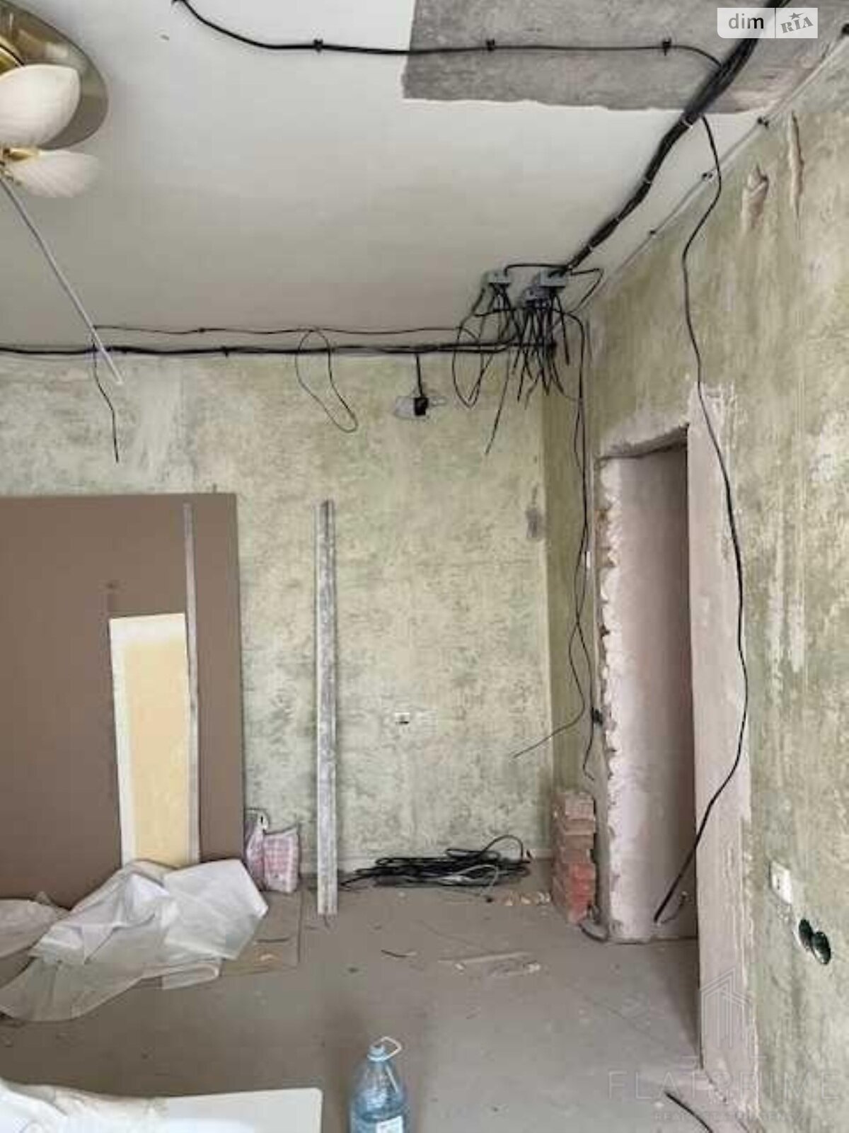 Продаж двокімнатної квартири в Києві, на бул. Лесі Українки 24, район Черепанова гора фото 1 Продаж двокімнатної квартири в Києві, на бул. Лесі Українки 24, район Черепанова гора фото 1