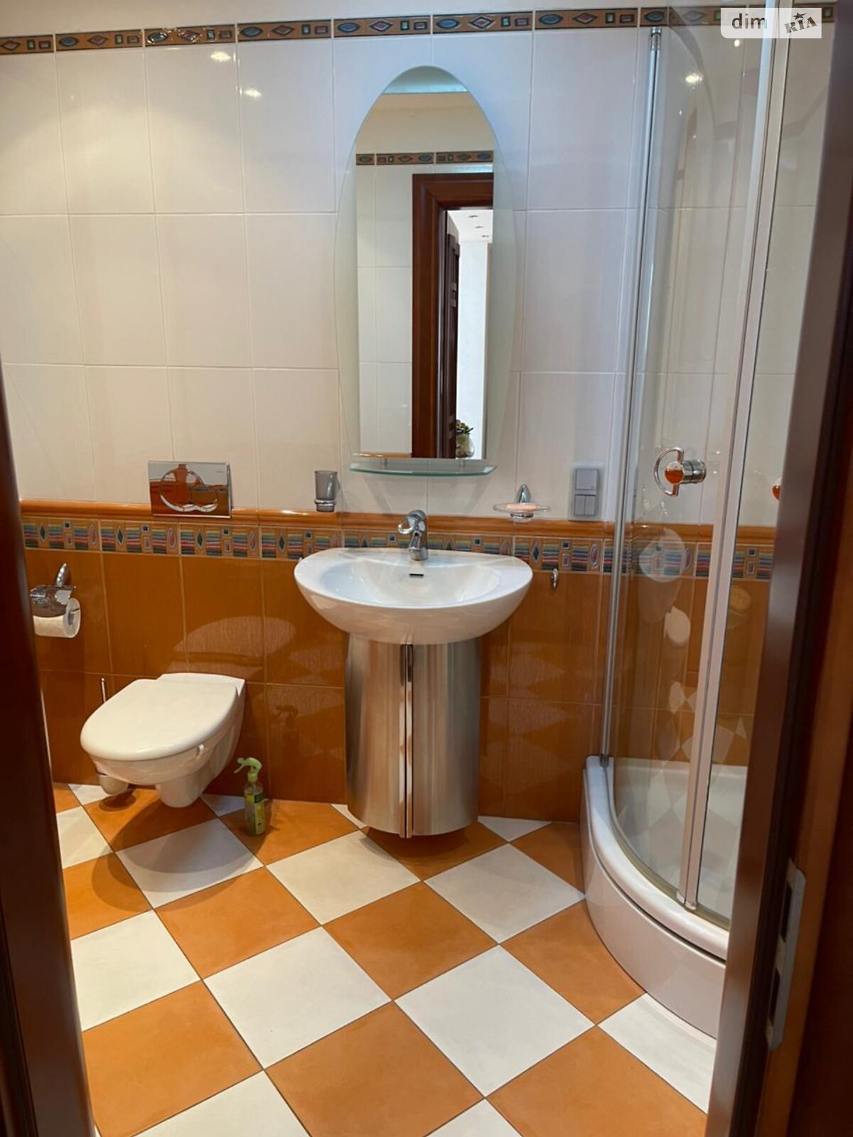 Продаж чотирикімнатної квартири в Києві, на вул. Предславинська 31/11, район Черепанова гора фото 1 Продаж чотирикімнатної квартири в Києві, на вул. Предславинська 31/11, район Черепанова гора фото 1