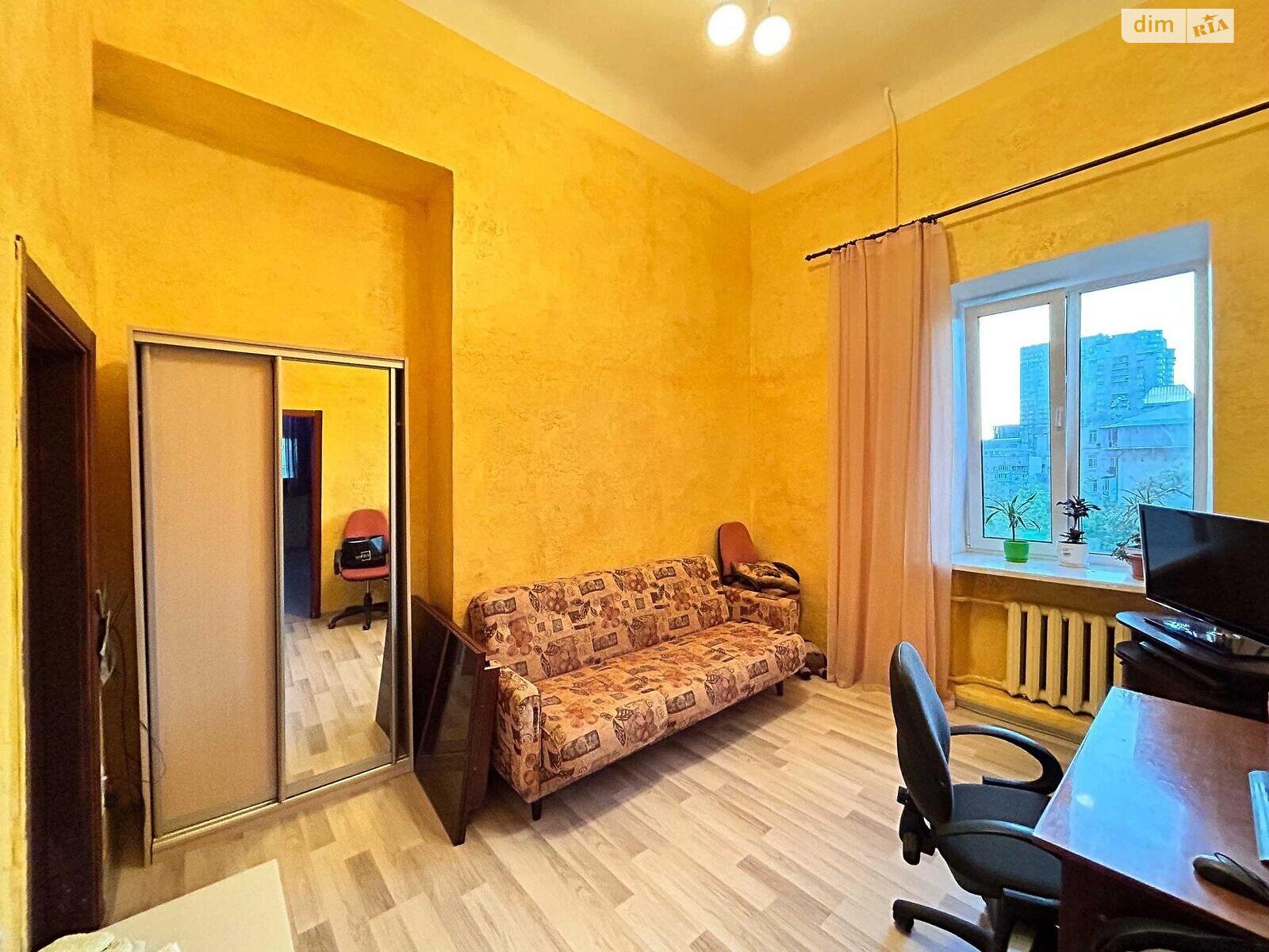Продажа трехкомнатной квартиры в Киеве, на ул. Саксаганского 89А, район Черепанова гора фото 1 Продажа трехкомнатной квартиры в Киеве, на ул. Саксаганского 89А, район Черепанова гора фото 1
