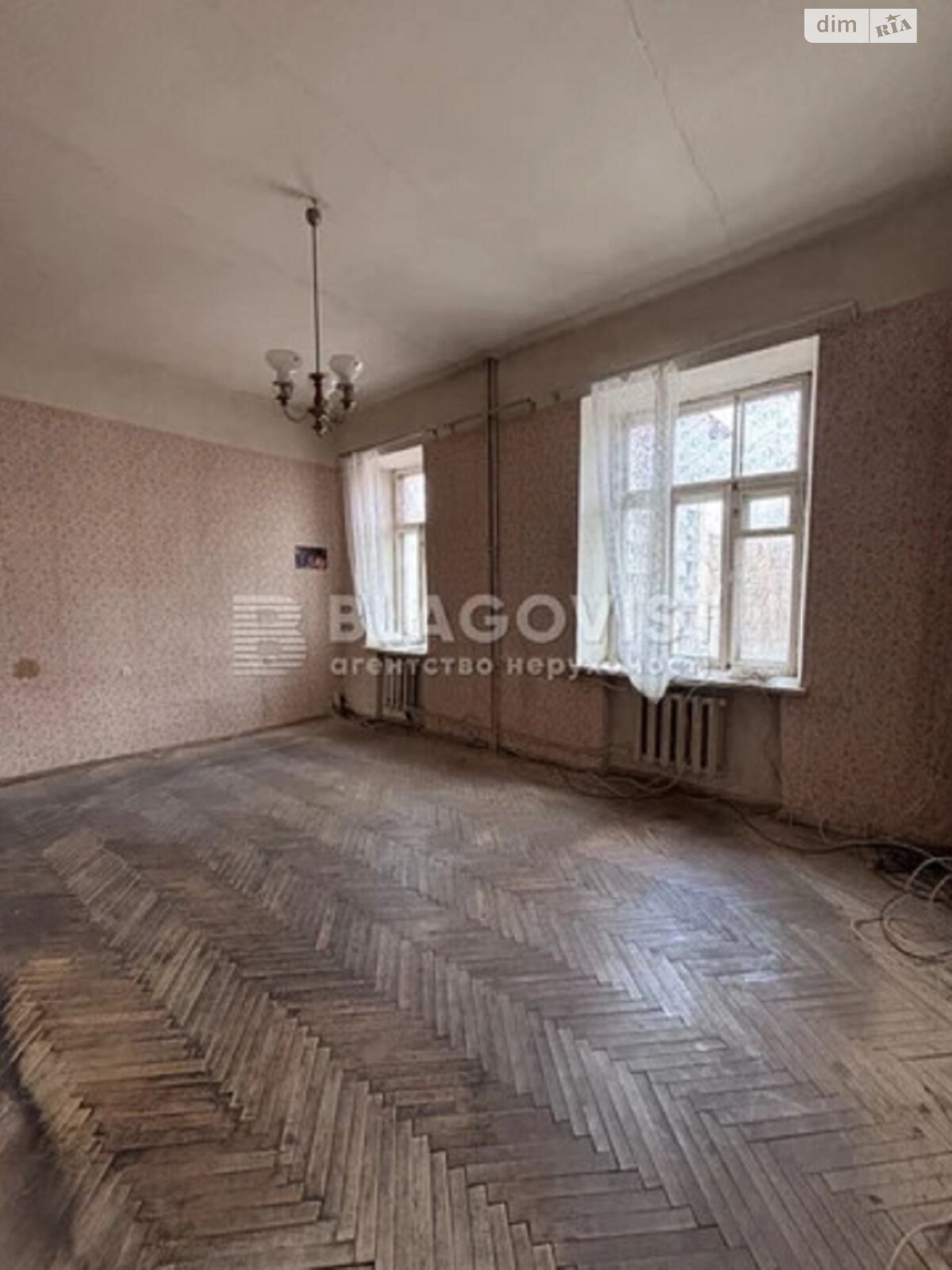 Продаж трикімнатної квартири в Києві, на вул. Саксаганського, район Черепанова гора фото 1 Продаж трикімнатної квартири в Києві, на вул. Саксаганського, район Черепанова гора фото 1