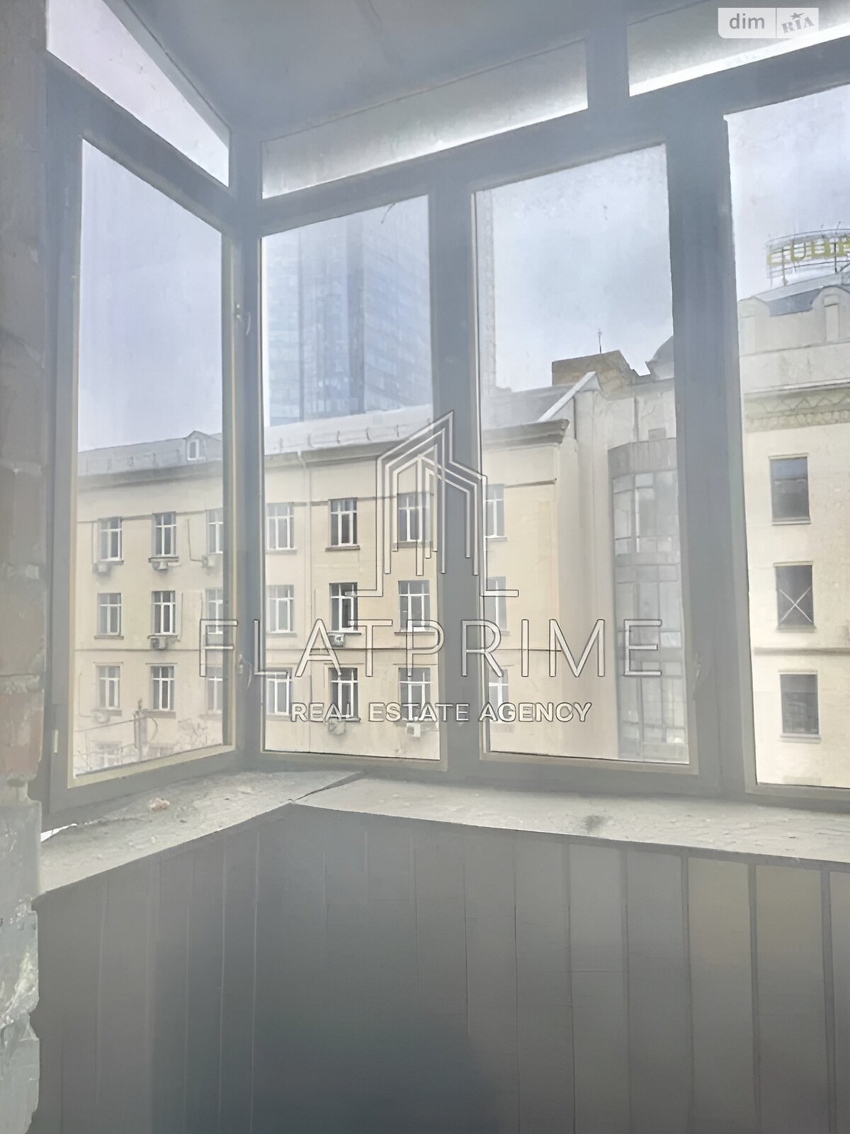 Продажа трехкомнатной квартиры в Киеве, на ул. Шота Руставели 10, район Черепанова гора фото 1 Продажа трехкомнатной квартиры в Киеве, на ул. Шота Руставели 10, район Черепанова гора фото 1