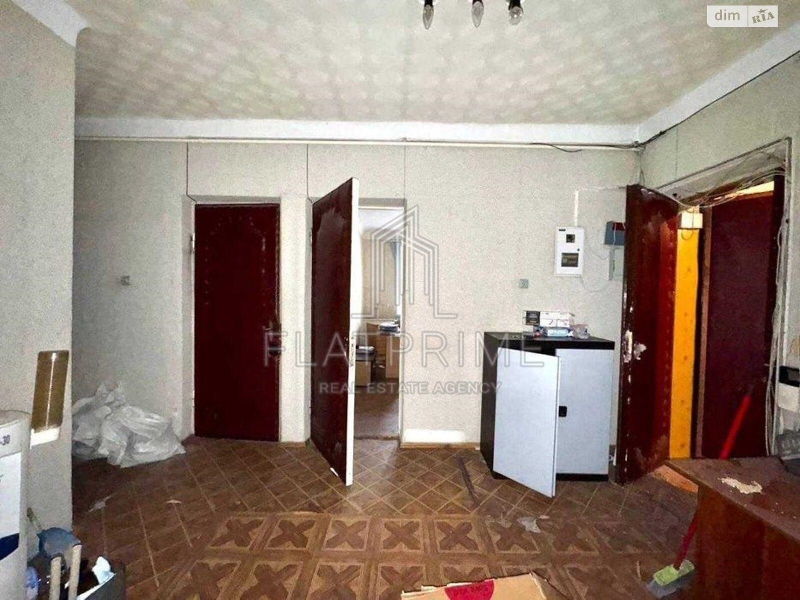 Продажа трехкомнатной квартиры в Киеве, на ул. Шота Руставели 10, район Черепанова гора фото 1 Продажа трехкомнатной квартиры в Киеве, на ул. Шота Руставели 10, район Черепанова гора фото 1