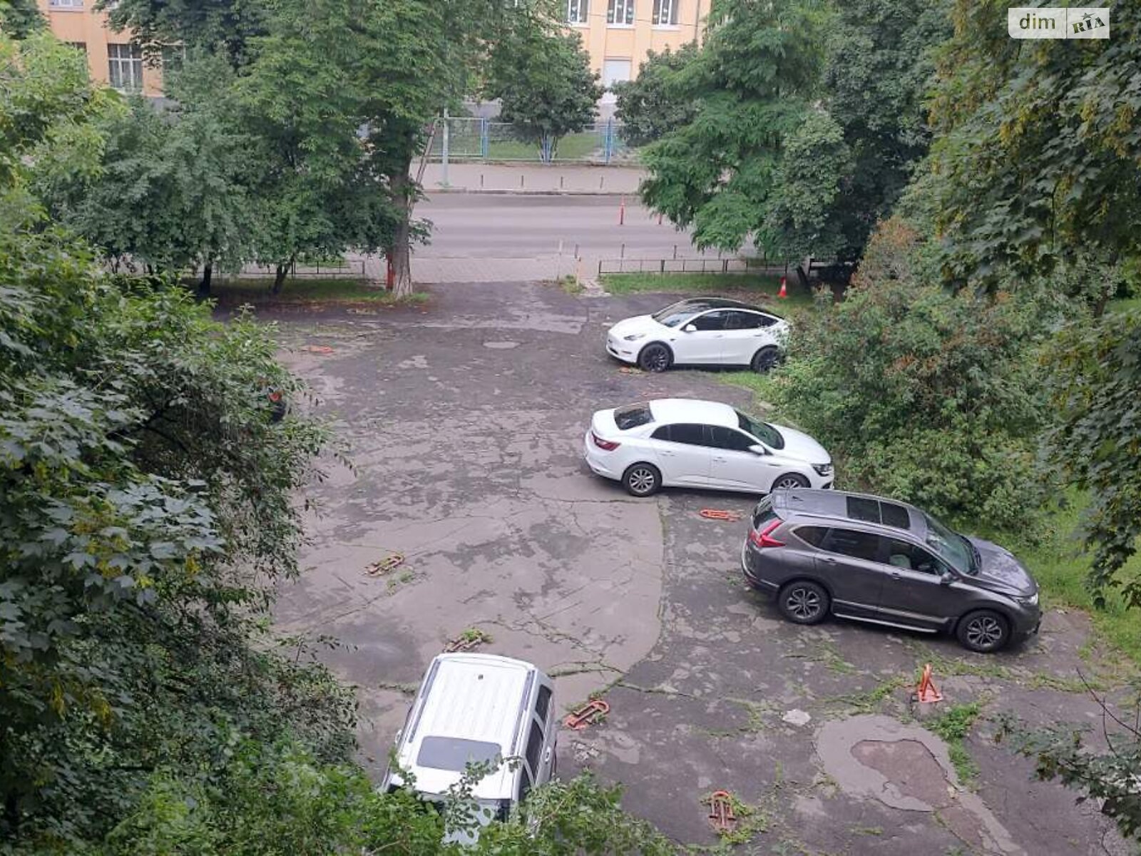 Продажа двухкомнатной квартиры в Киеве, на ул. Василия Тютюнника 5, район Черепанова гора фото 1 Продажа двухкомнатной квартиры в Киеве, на ул. Василия Тютюнника 5, район Черепанова гора фото 1
