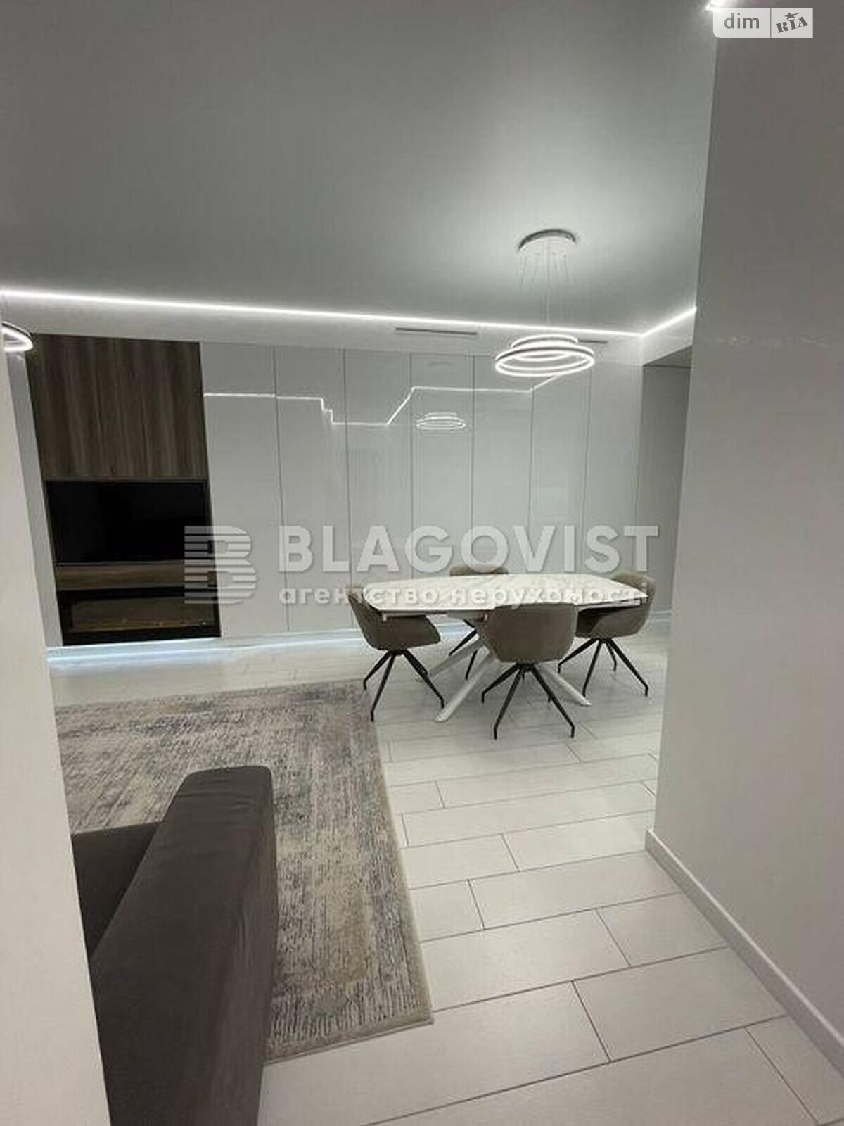 Продажа трехкомнатной квартиры в Киеве, на ул. Василия Тютюнника 28А, район Черепанова гора фото 1 Продажа трехкомнатной квартиры в Киеве, на ул. Василия Тютюнника 28А, район Черепанова гора фото 1