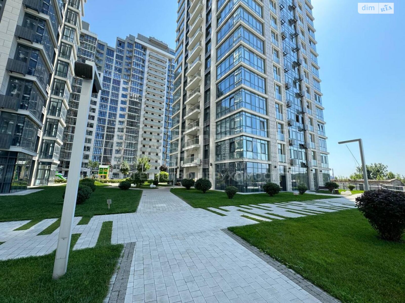 Продажа двухкомнатной квартиры в Киеве, на ул. Андрея Верхогляда 19А, район Черная Гора фото 1 Продажа двухкомнатной квартиры в Киеве, на ул. Андрея Верхогляда 19А, район Черная Гора фото 1