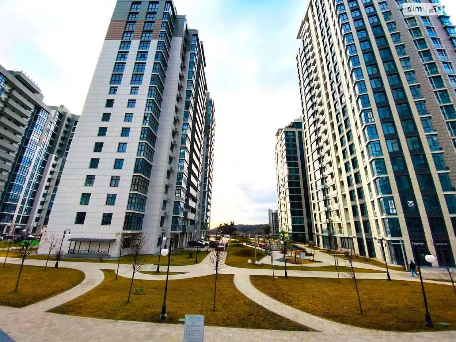 Продаж трикімнатної квартири в Києві, на вул. Андрія Верхогляда 19А, район Чорна Гора фото 1 Продаж трикімнатної квартири в Києві, на вул. Андрія Верхогляда 19А, район Чорна Гора фото 1