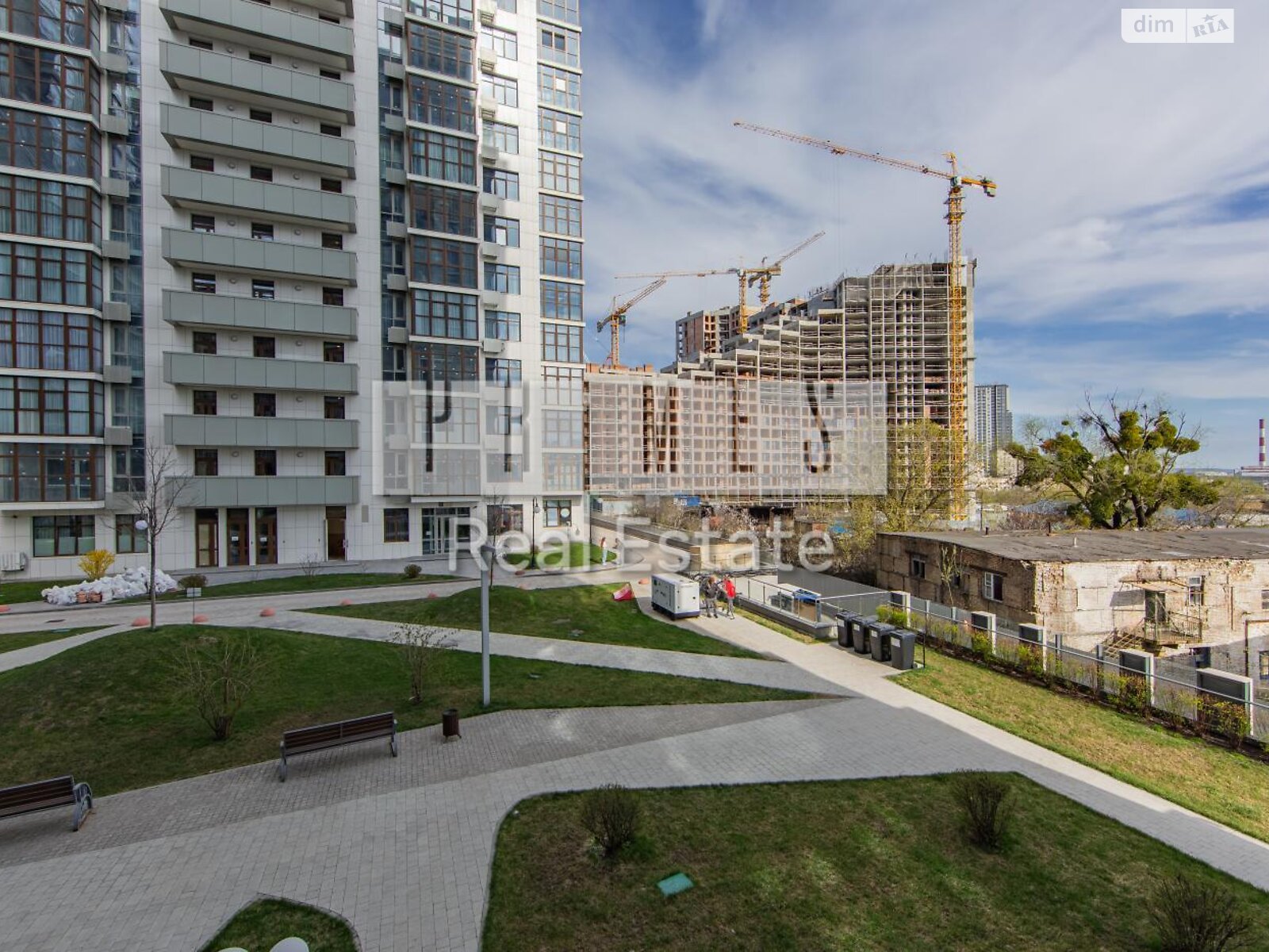 Продажа трехкомнатной квартиры в Киеве, на ул. Андрея Верхогляда 17В, район Черная Гора фото 1 Продажа трехкомнатной квартиры в Киеве, на ул. Андрея Верхогляда 17В, район Черная Гора фото 1