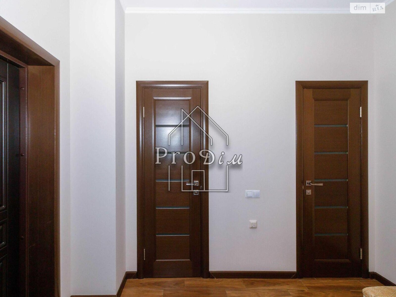 Продажа трехкомнатной квартиры в Киеве, на ул. Андрея Верхогляда 20, район Черная Гора фото 1 Продажа трехкомнатной квартиры в Киеве, на ул. Андрея Верхогляда 20, район Черная Гора фото 1