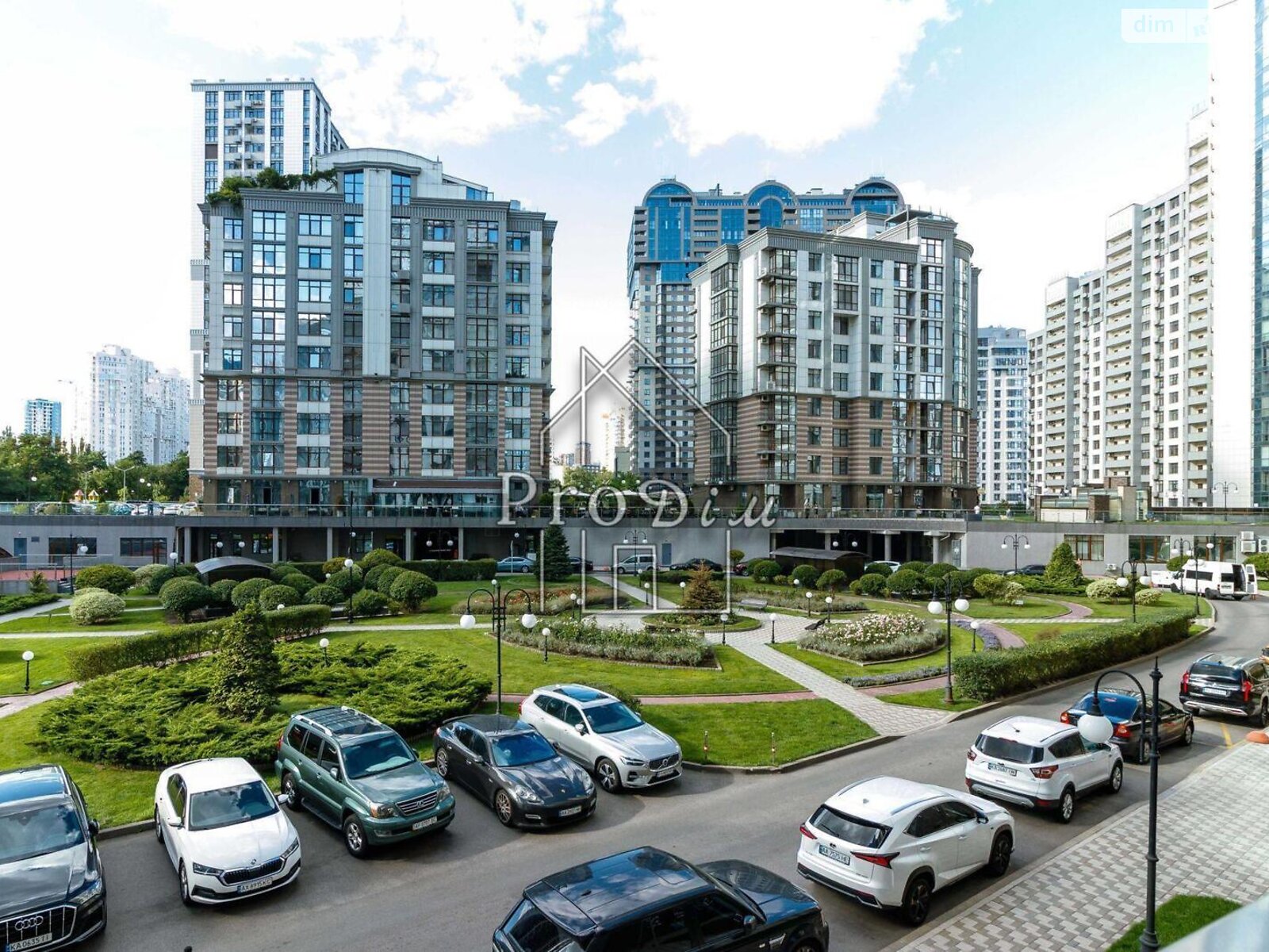 Продажа трехкомнатной квартиры в Киеве, на ул. Андрея Верхогляда 20, район Черная Гора фото 1 Продажа трехкомнатной квартиры в Киеве, на ул. Андрея Верхогляда 20, район Черная Гора фото 1