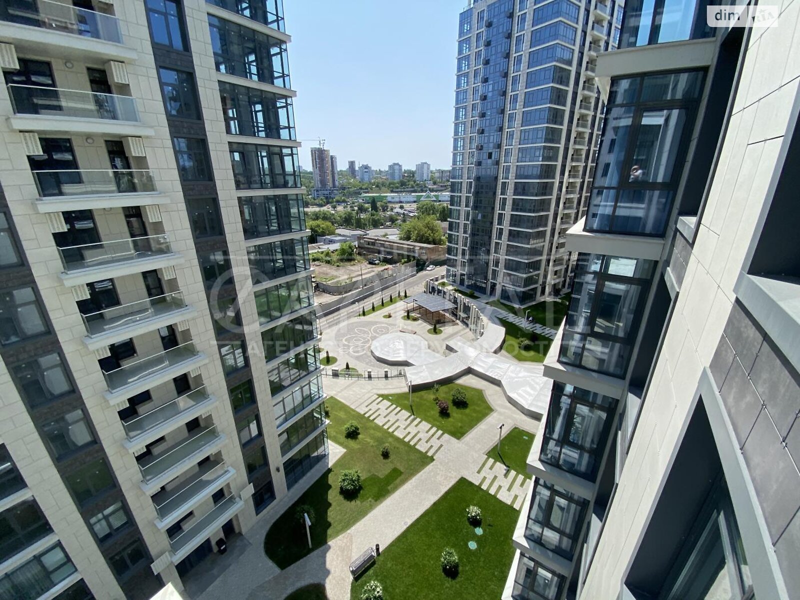 Продажа пятикомнатной квартиры в Киеве, на ул. Андрея Верхогляда 15А, кв. 556, район Черная Гора фото 1 Продажа пятикомнатной квартиры в Киеве, на ул. Андрея Верхогляда 15А, кв. 556, район Черная Гора фото 1