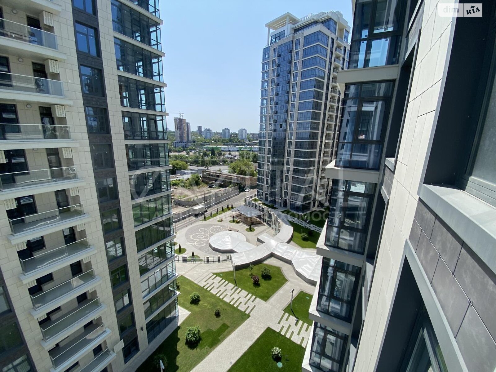 Продажа пятикомнатной квартиры в Киеве, на ул. Андрея Верхогляда 15А, кв. 556, район Черная Гора фото 1 Продажа пятикомнатной квартиры в Киеве, на ул. Андрея Верхогляда 15А, кв. 556, район Черная Гора фото 1