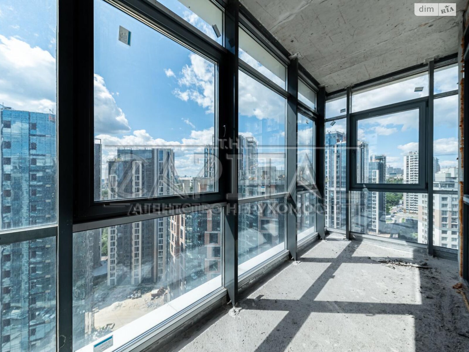 Продажа трехкомнатной квартиры в Киеве, на ул. Андрея Верхогляда 19А, кв. 94, район Печерский фото 1 Продажа трехкомнатной квартиры в Киеве, на ул. Андрея Верхогляда 19А, кв. 94, район Печерский фото 1